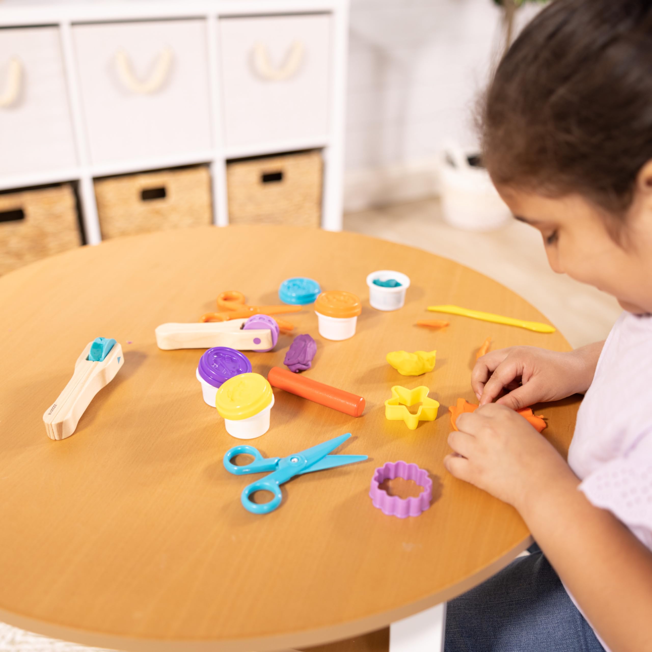 Melissa & Doug Modeling Dough Kit for Kids Ages 3+ - 8 Tools & 4 Colors of Play Dough with Cutters, Rollers & Stampers | Creative Arts & Crafts Activity for Preschoolers | Perfect for Birthday Gifts & Classroom Playtime
