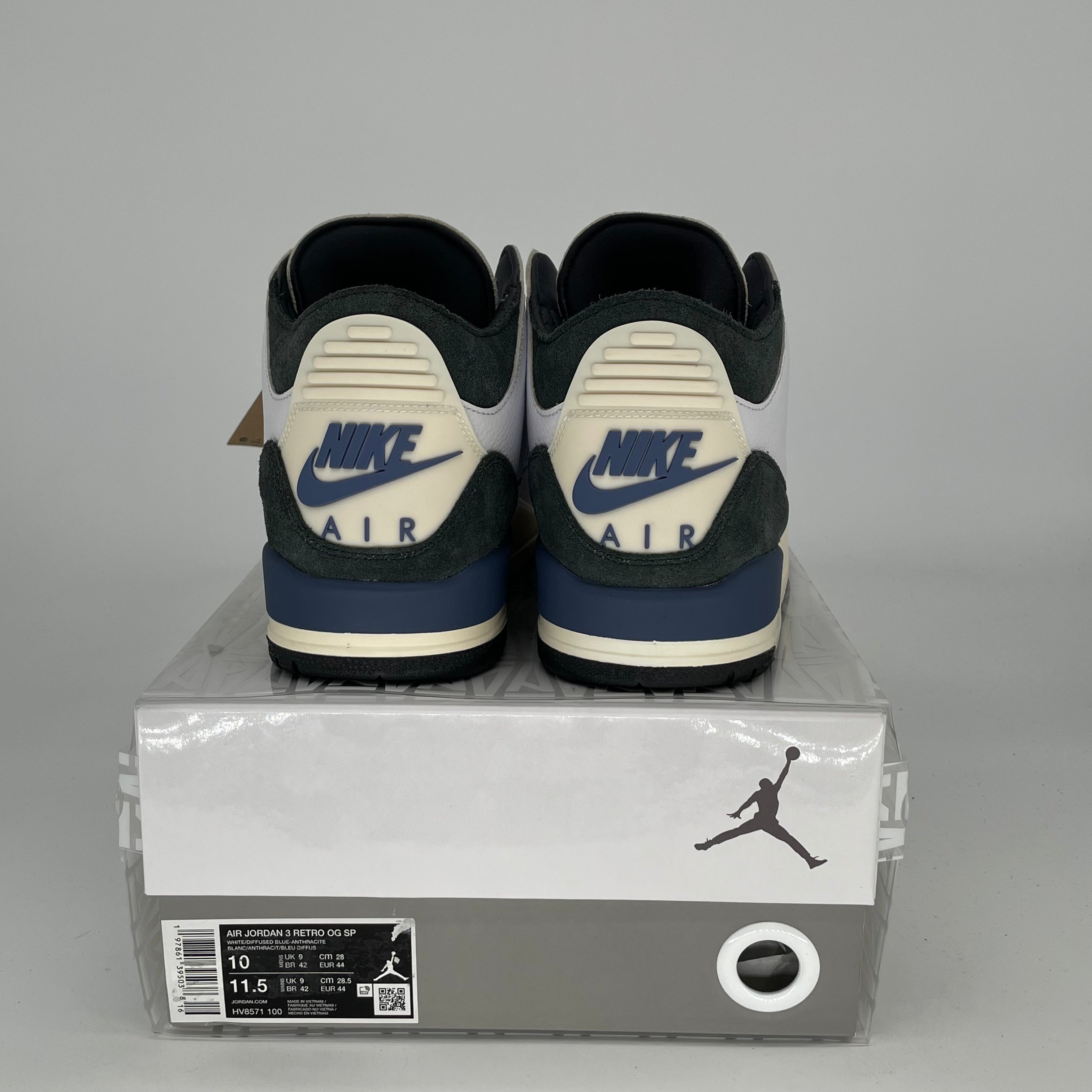 Original Air Jordan 3 Retro 'A Ma Maniére' Diffused Blue - Men's Size 10/Women's 11.5 (HV8571-100) - Authentic Sneakers for Basketball & Streetwear Fashion