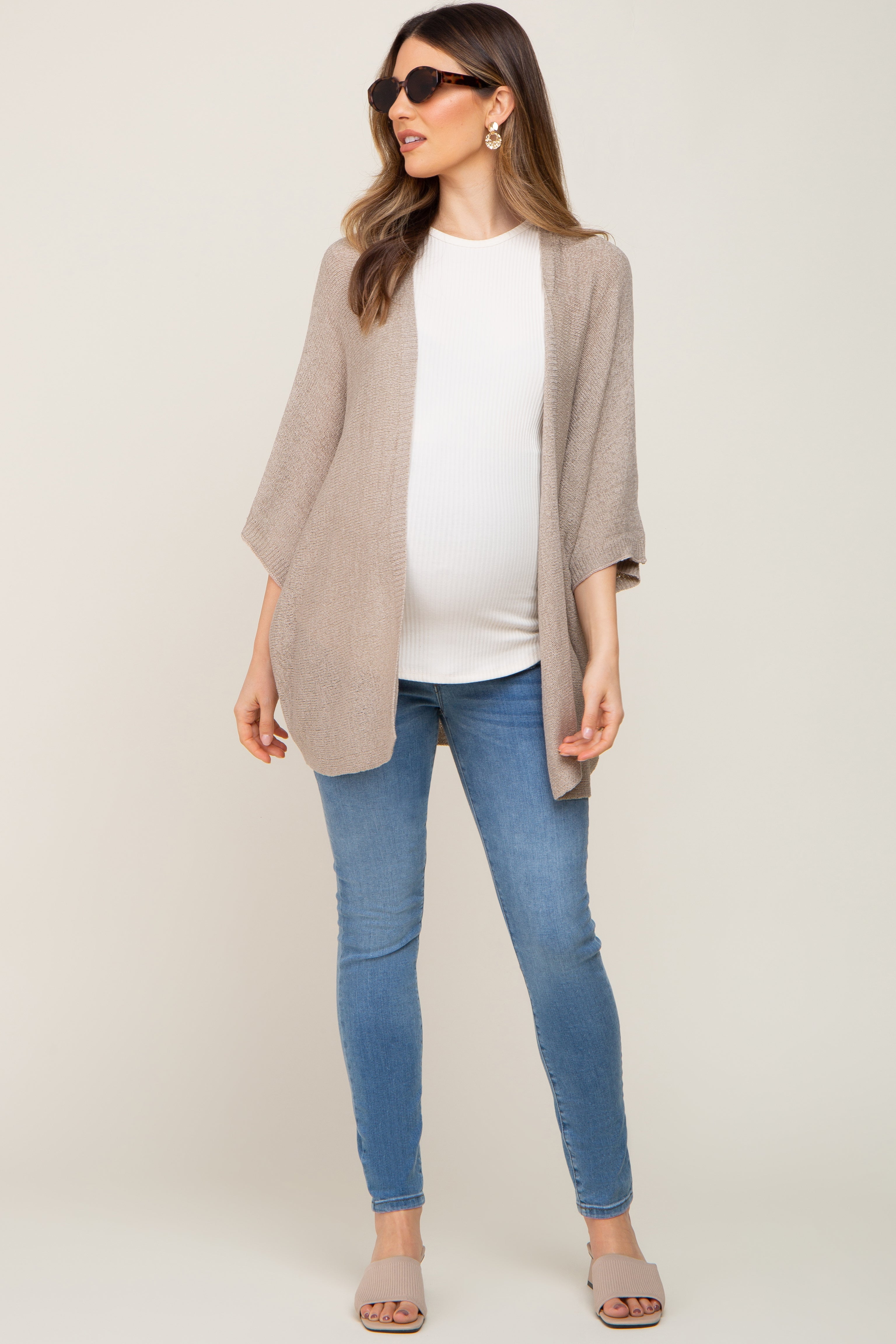 Beige Dolman Short Sleeve Maternity Cardigan for Pregnant Women - Soft Nursing Sweater for Breastfeeding & Pregnancy Comfort - Perfect for Casual Wear, Office & Maternity Photos