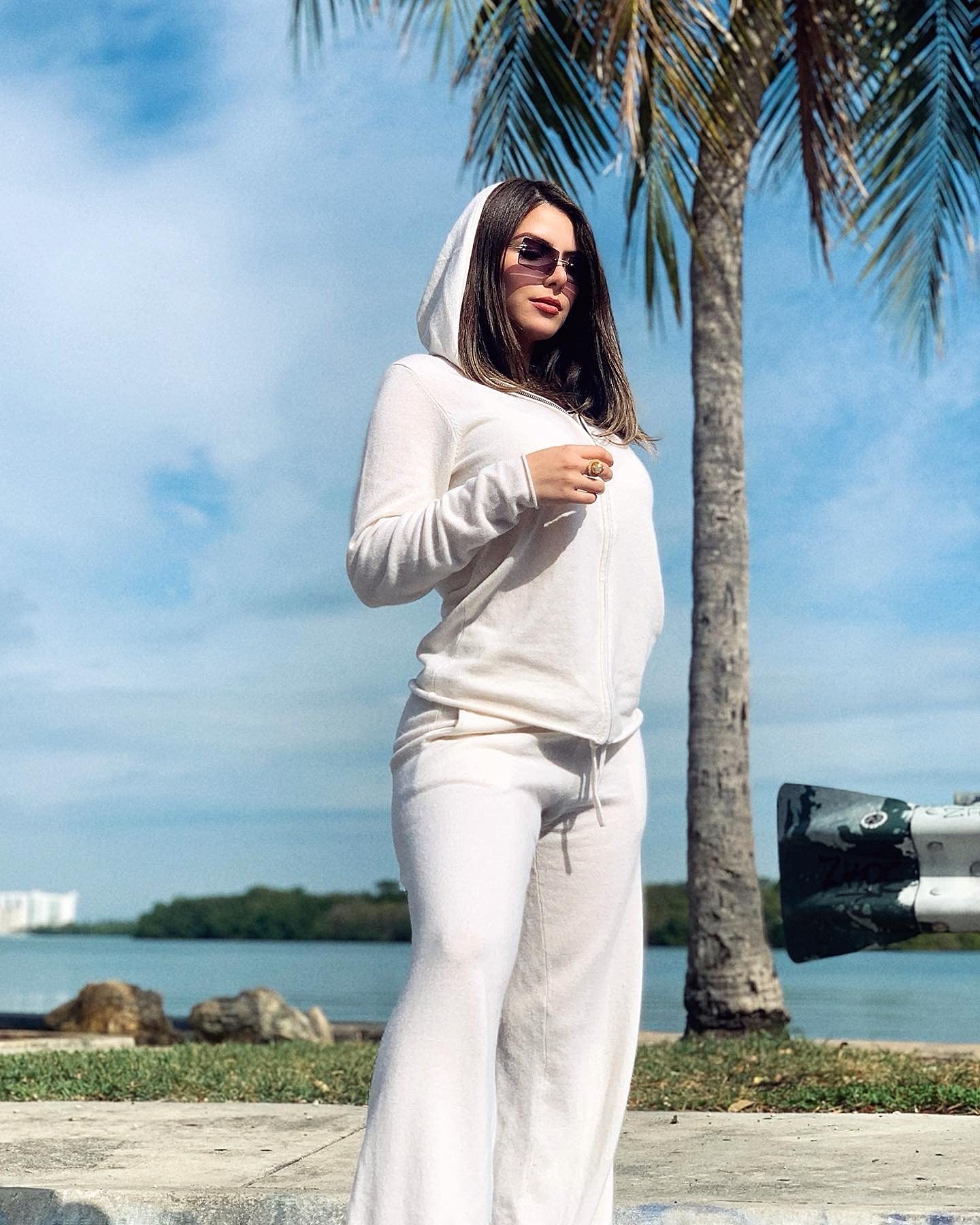 Premium Women's Lounge Pants - 100% Cashmere Soft Knit Sweatpants with Drawstring Waist & Side Pockets | Cozy Home Wear, Yoga Pants, Winter Comfort Outfit