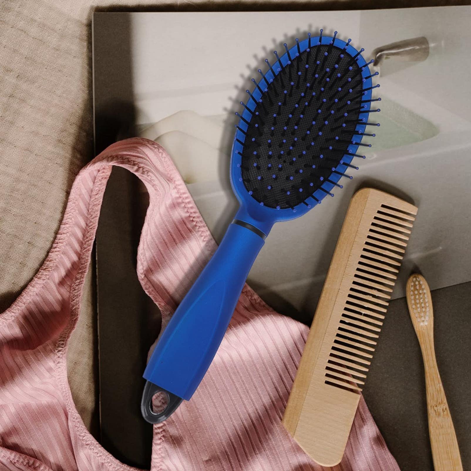 1Pc Round Paddle Hair Brush - Detangling, Volumizing & Flex Brush for Smooth Hair - Plastic Comb for Men & Women - Perfect for Jewelry, Money & Auto Storage Box Organizer - Ideal for Home, Travel & Salon Use