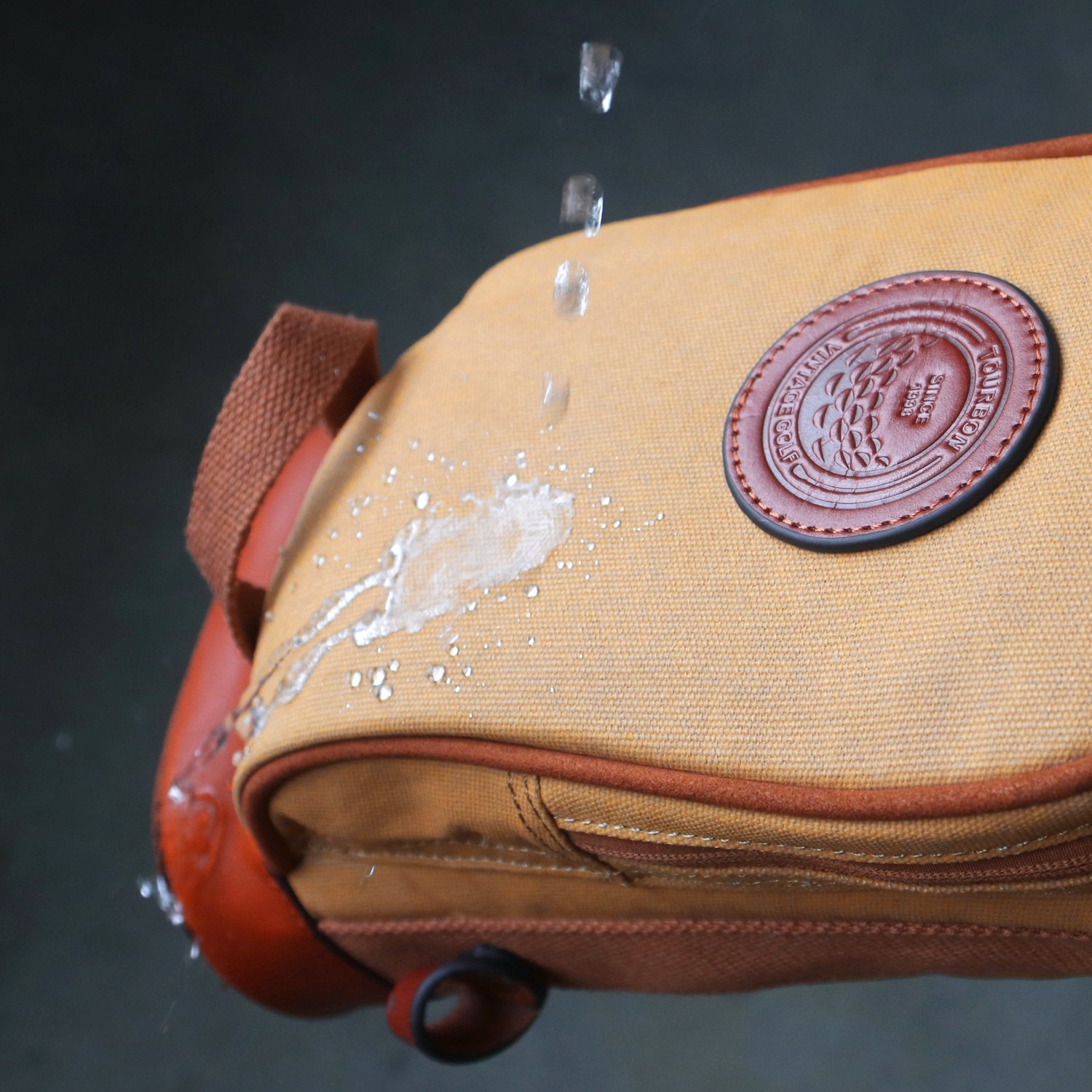 Vintage Golf Bag - Lightweight Golf Club Carry Bag with Pouch, Perfect for Training & Practice | Ideal for Golfers, Sunday Golf & Range Sessions
