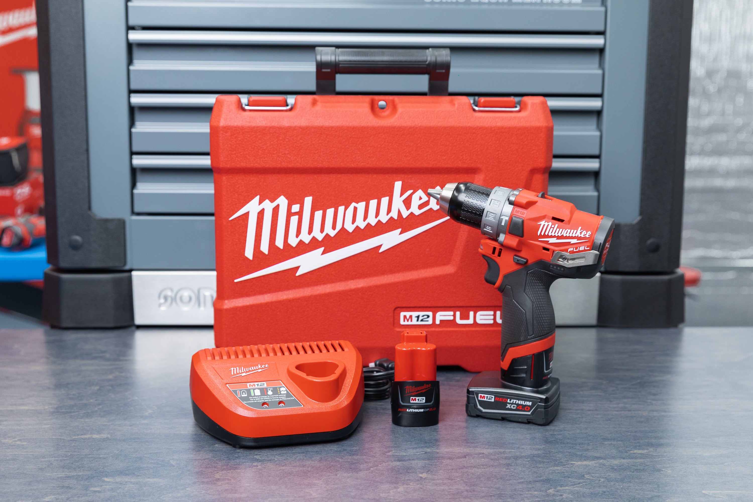 Milwaukee M12 FUEL 12V Cordless Hammer Drill Kit with Battery & Charger - Powerful & Compact for DIY Projects, Home Repairs, and Construction Work