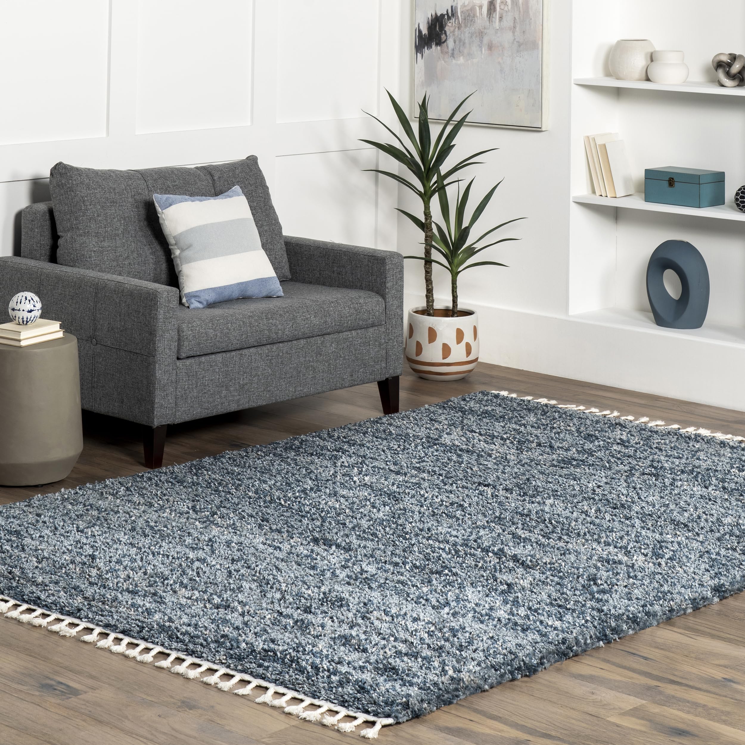 nuLOOM Brooke Shag Tasseled Area Rug - 5' x 5' Square Soft Shaggy Rug in Casual Blue & Ivory for Living Room, Bedroom, Dining Room, Nursery - Perfect for Cozy Home Decor & Kids Play Area