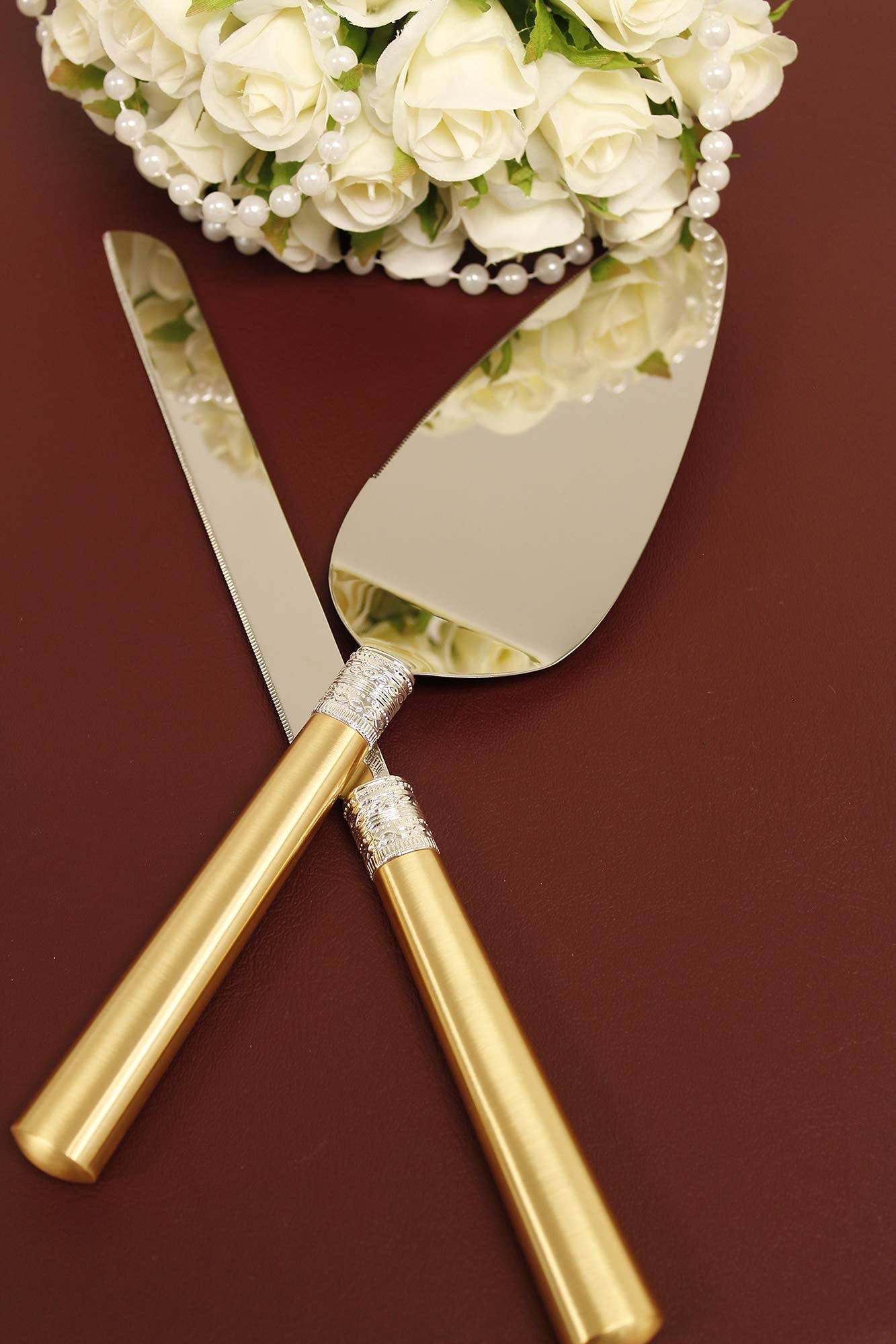 Vera Wang With Love Gold Personalized Wedding Cake Knife and Server Set - Custom Engraved Bridal Cake Cutting Gift for Bride & Groom | Perfect for Wedding Ceremonies, Anniversary Celebrations and Romantic Gift Giving