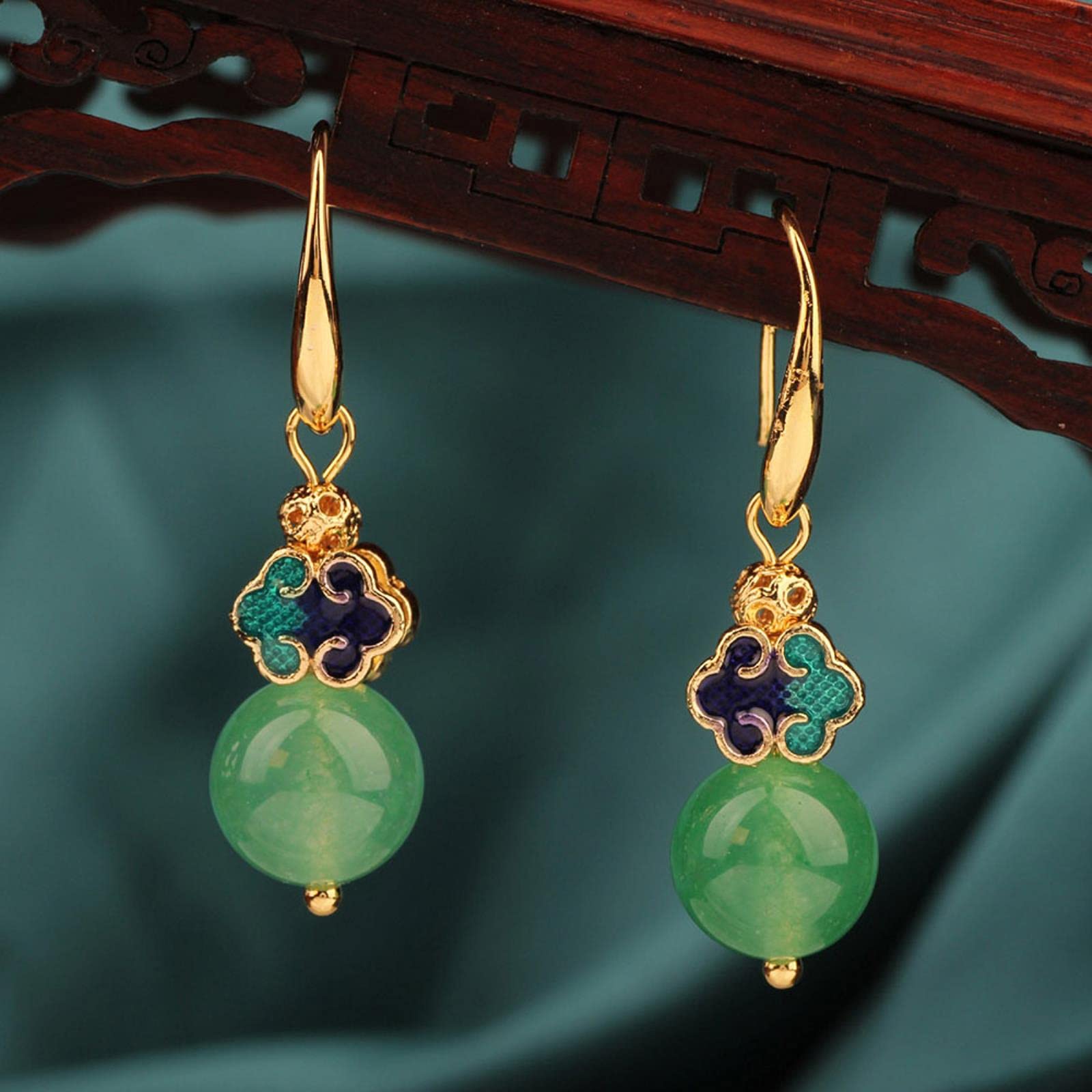 Vintage Green Stone Crystal Stud Earrings for Women - Geometric Cloisonne Dangle Earrings, Minimalist Jewelry Gift for Her | Perfect for Everyday Wear, Parties & Special Occasions