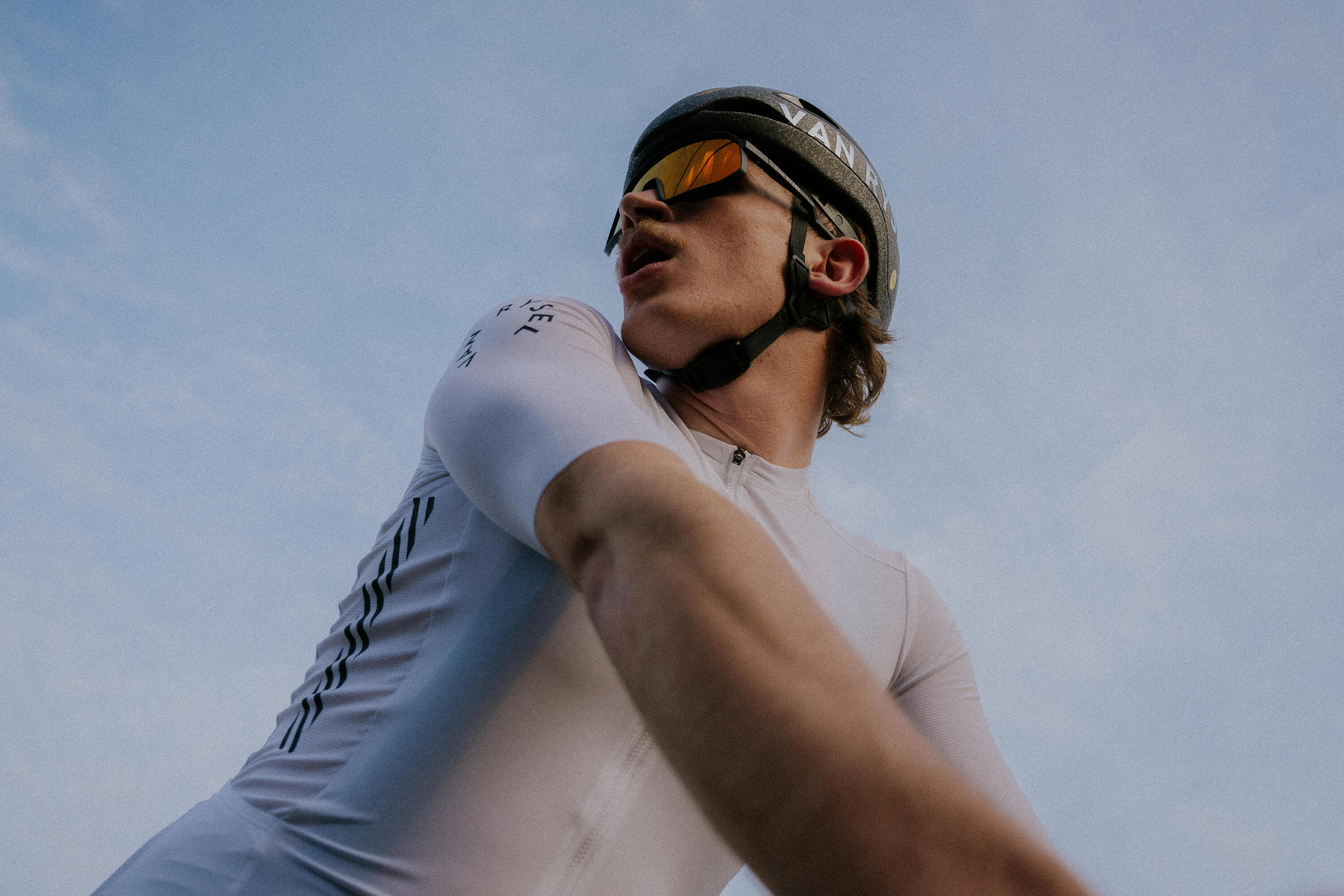Van Rysel Unisex RCR 2 Short Sleeve Cycling Jersey - Breathable & Quick-Dry for Road Biking & Training - Perfect for Men & Women Cyclists