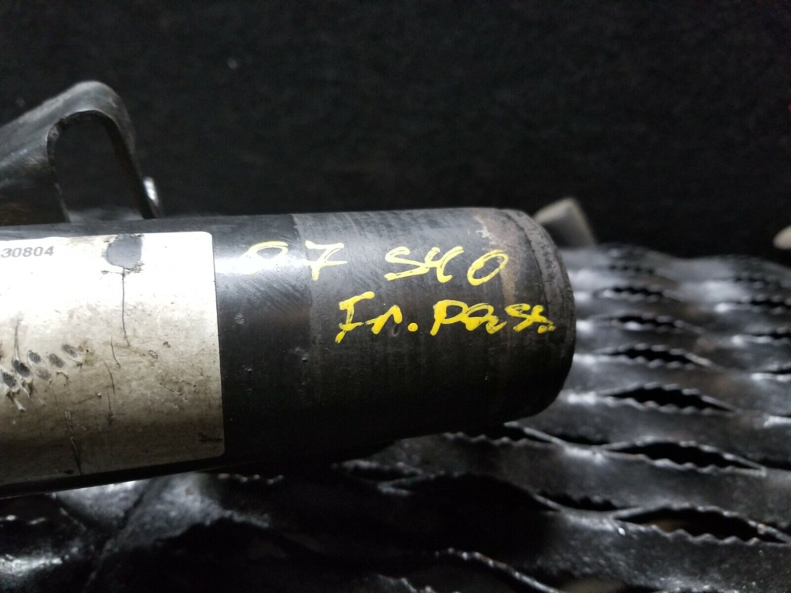 2005-2007 Volvo S40 2.4L Front Right Shock Strut Absorber - OEM Replacement Part - Perfect for Smooth Ride & Improved Handling