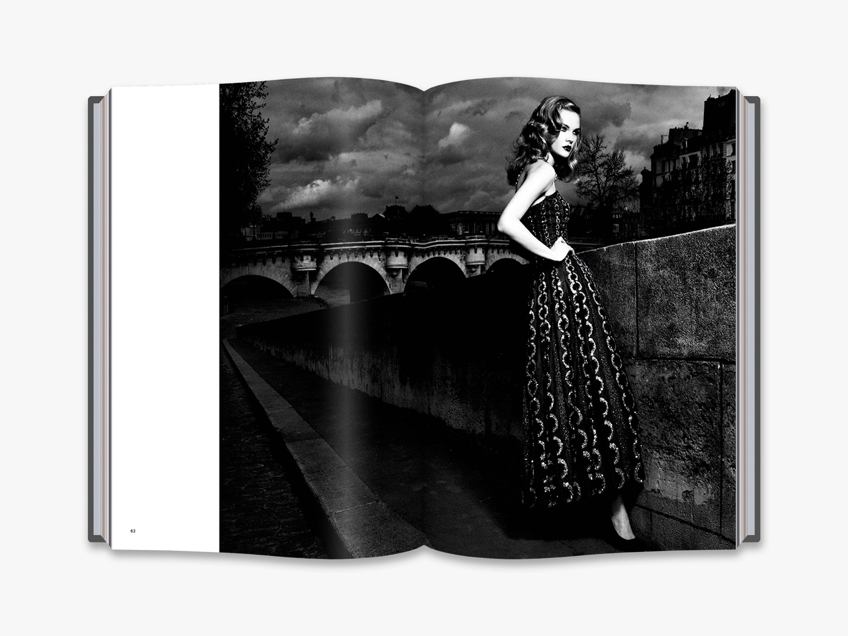 Dior Official Online Store - Luxury Fashion, Handbags, Perfume & Beauty Products for Women & Men | Perfect for Gifts, Parties & Everyday Elegance