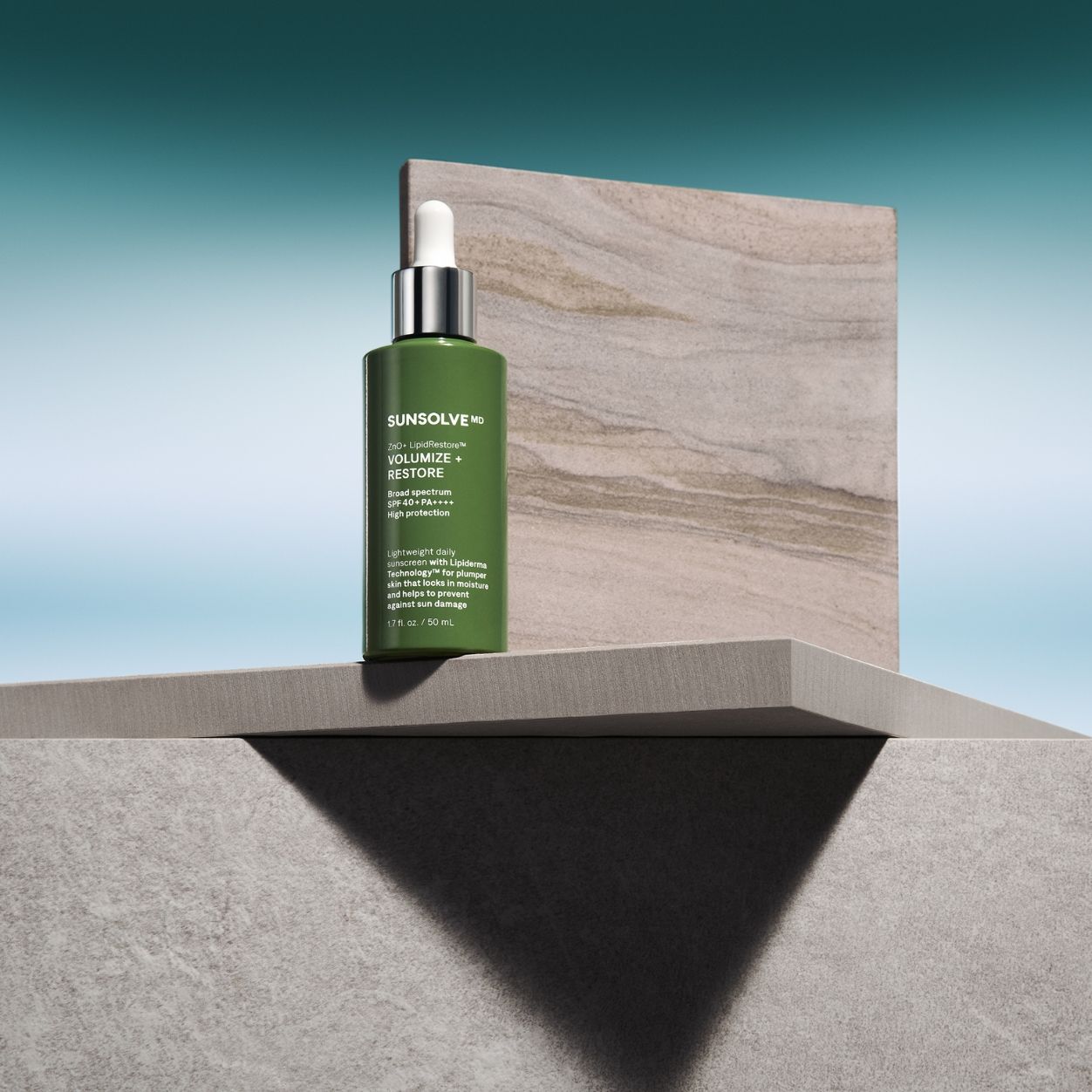 LipidRestore Volumize + Restore SPF 40 Sunscreen - Hydrating & Plumping Daily Moisturizer with Broad Spectrum Protection - Perfect for Dry Skin & Anti-Aging Routine