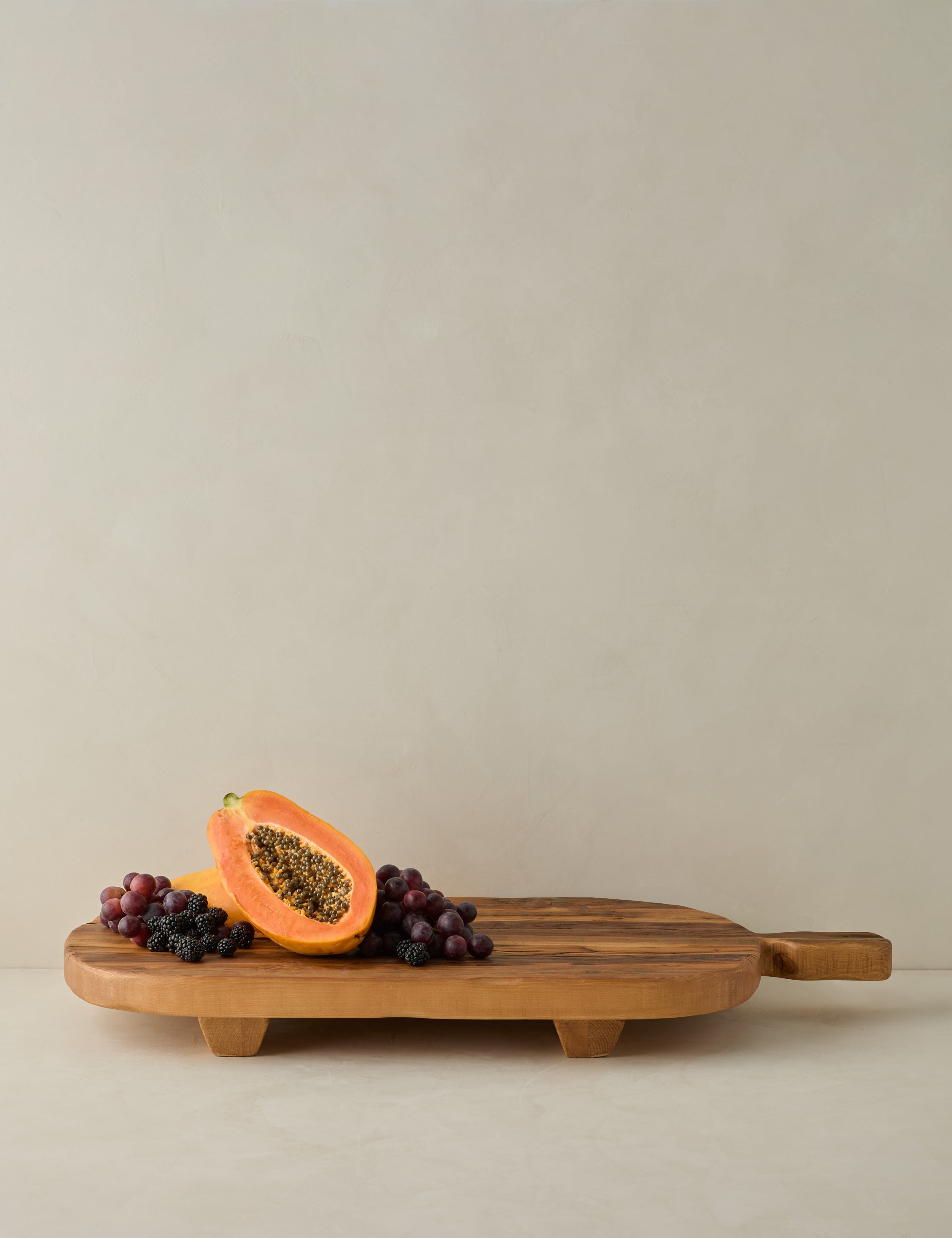 Classic Rectangular Footed Serving Board by etúHOME - Perfect for Charcuterie, Cheese Platters & Entertaining