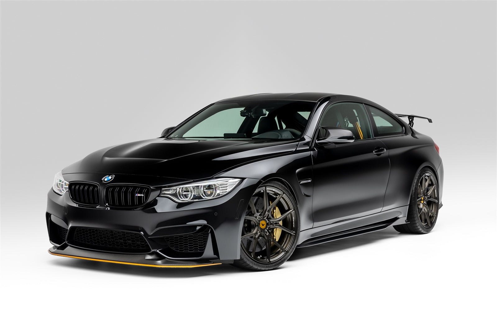 BMW M4 GTS 20 VPX 101 Liquid Smoke - High Performance Car Air Freshener for Luxury Vehicles | Perfect for BMW Enthusiasts & Car Detailing