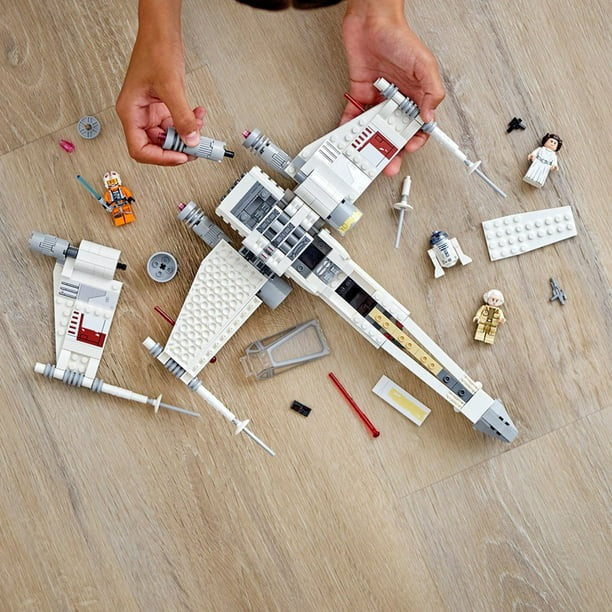 LEGO Star Wars Luke Skywalker's X-Wing Fighter 75301 Building Kit – Ultimate Collectible Model for Star Wars Fans | Perfect for Display, Gifting & Play