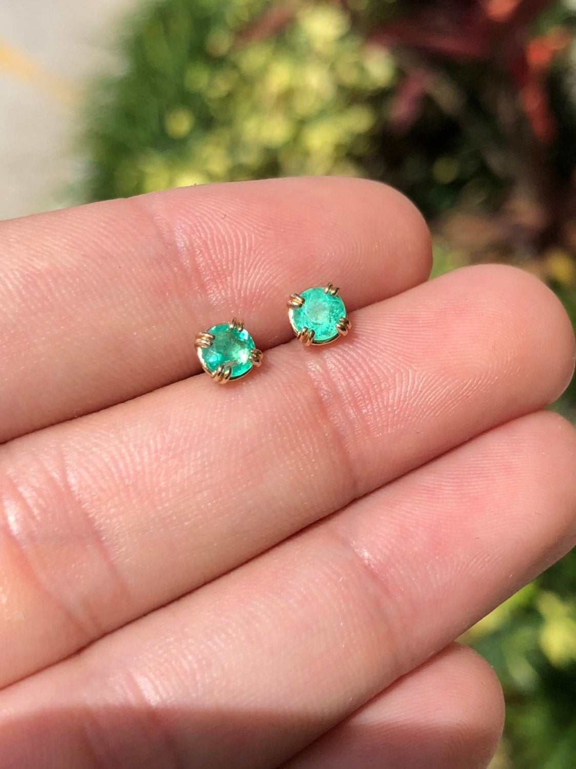 0.80tcw Emerald Stud Earrings - Round Cut 4.5mm Double Prong Setting - Perfect for Bridal, Party & Everyday Wear