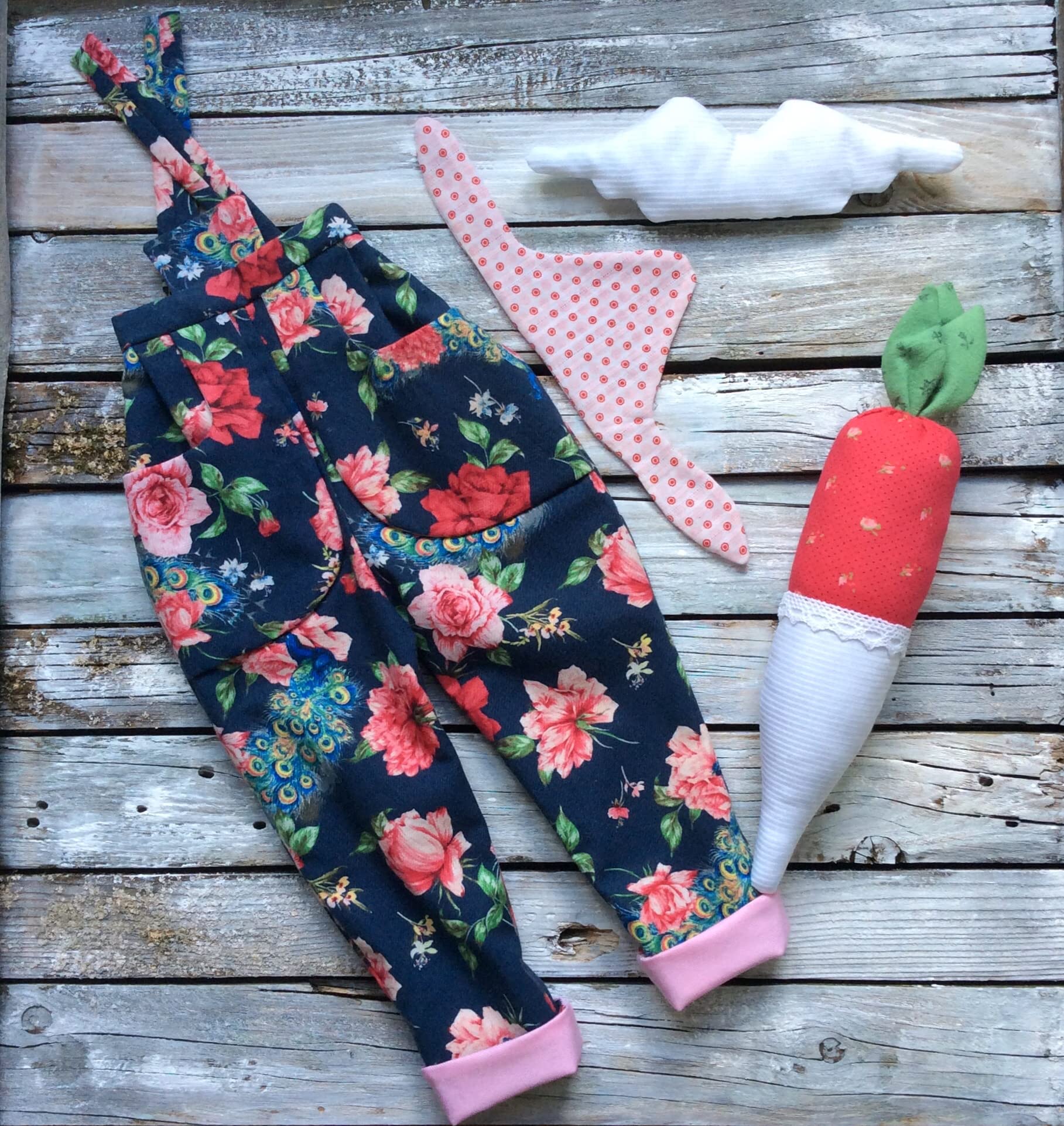Handmade Tilda Angel Doll with Radish - Perfect Summer Gift for Mom, Wife, or Garden Lover | Home Decor, Birthday Present, Outdoor Garden Ornament