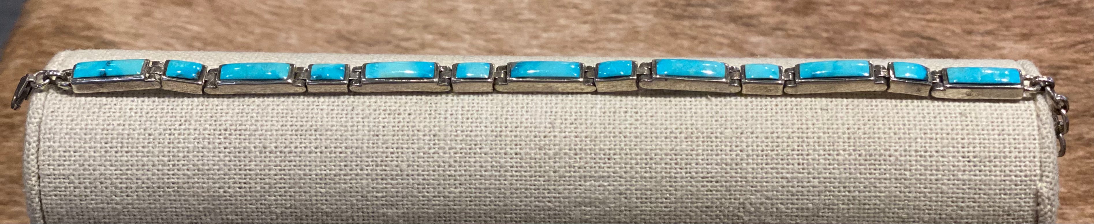 Turquoise Link Bracelet for Women - Handmade Adjustable Beaded Jewelry, Boho Chic Accessory for Casual & Formal Wear | Perfect Gift for Her, Birthday, Anniversary, Wedding