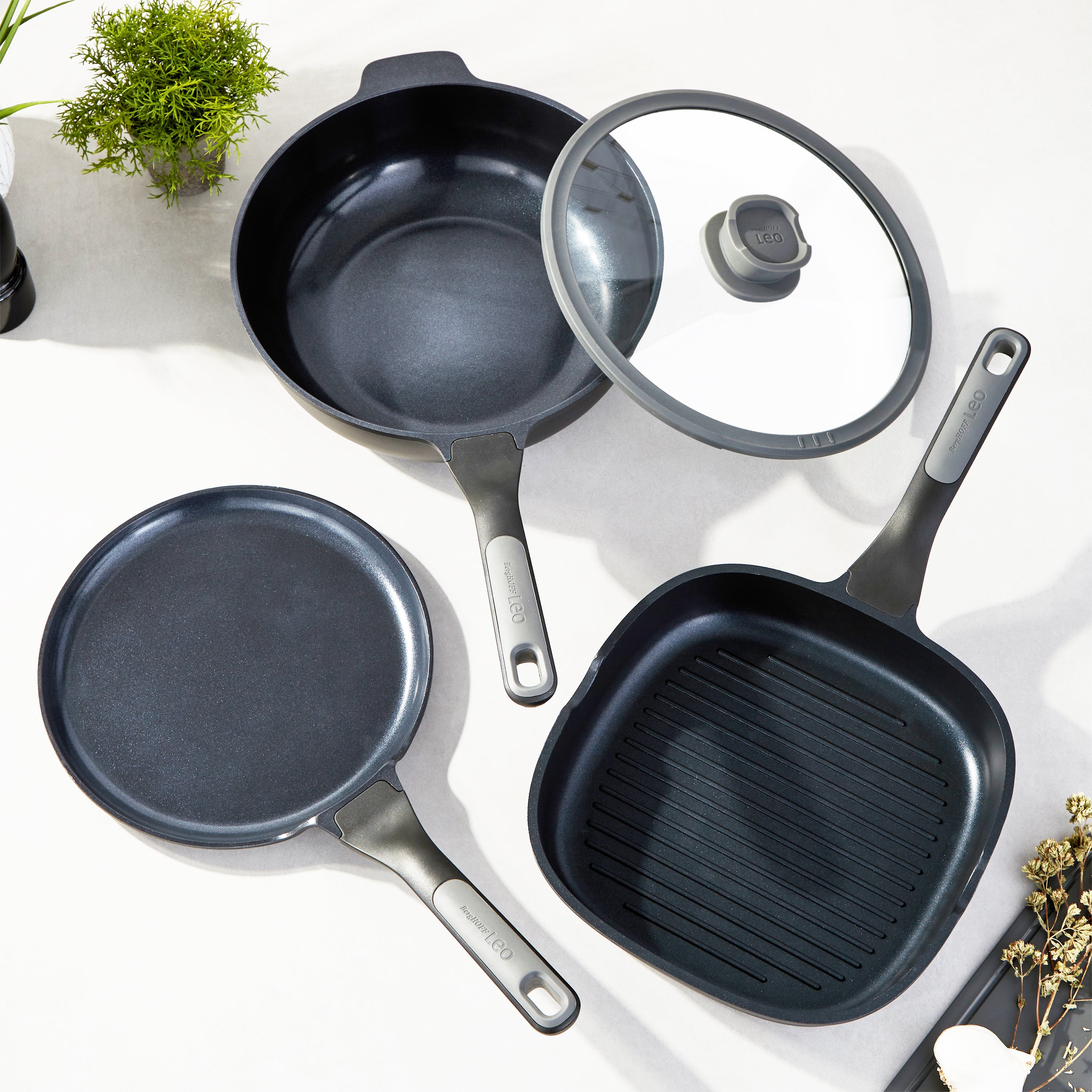 BergHOFF Leo Stone+ 4-Piece Nonstick Ceramic Cookware Set – Durable & Eco-Friendly Pots & Pans for Healthy Cooking | Perfect for Frying, Sautéing & Simmering | Induction Compatible Kitchen Essentials
