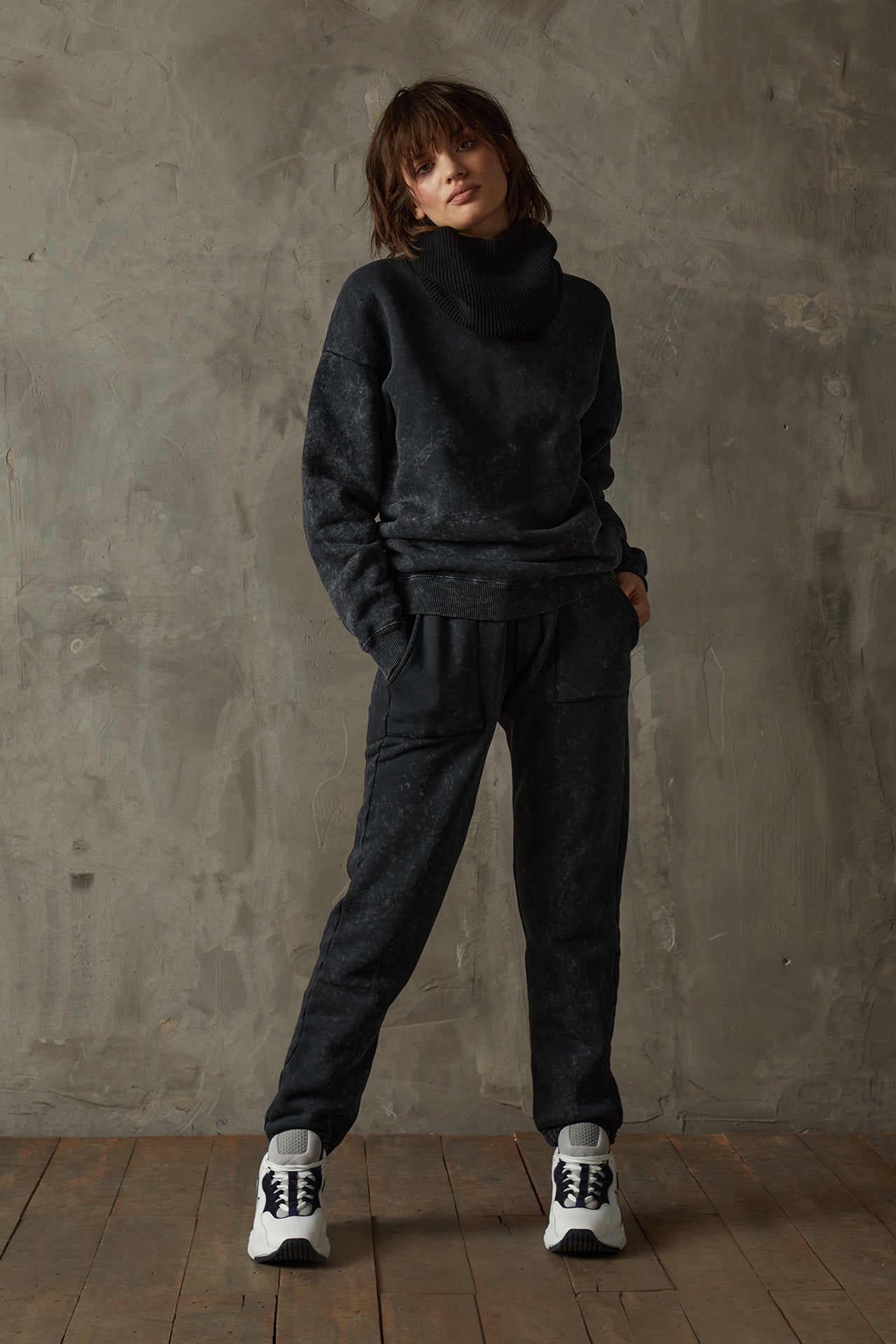 530 Washed Black Women's Sweatshirt - Soft & Comfortable Pullover for Casual Wear, Lounge & Everyday Outfits