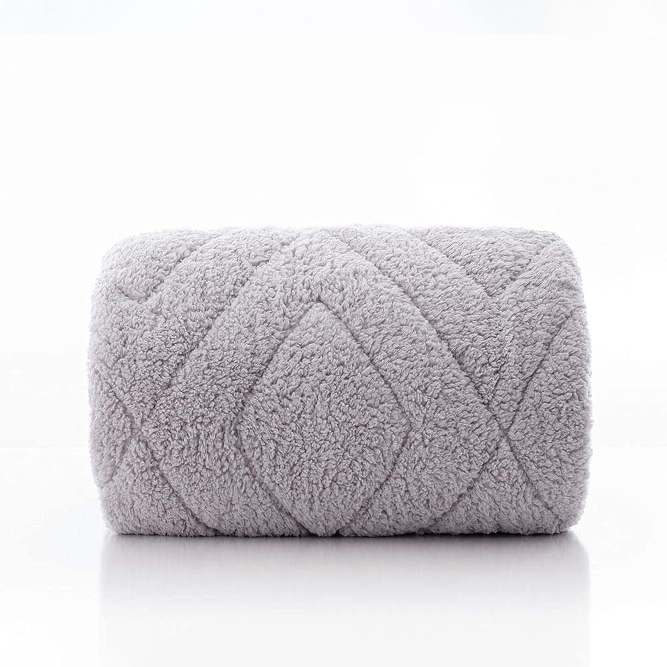 OCM Fully Reversible Comforter in Kyla Gray - Full/Queen Size Ultra Soft Neutral Gray Bedding - Double Sided Blanket for Year-Round Comfort | Perfect for Cozy Nights, Guest Rooms & Dorm Essentials