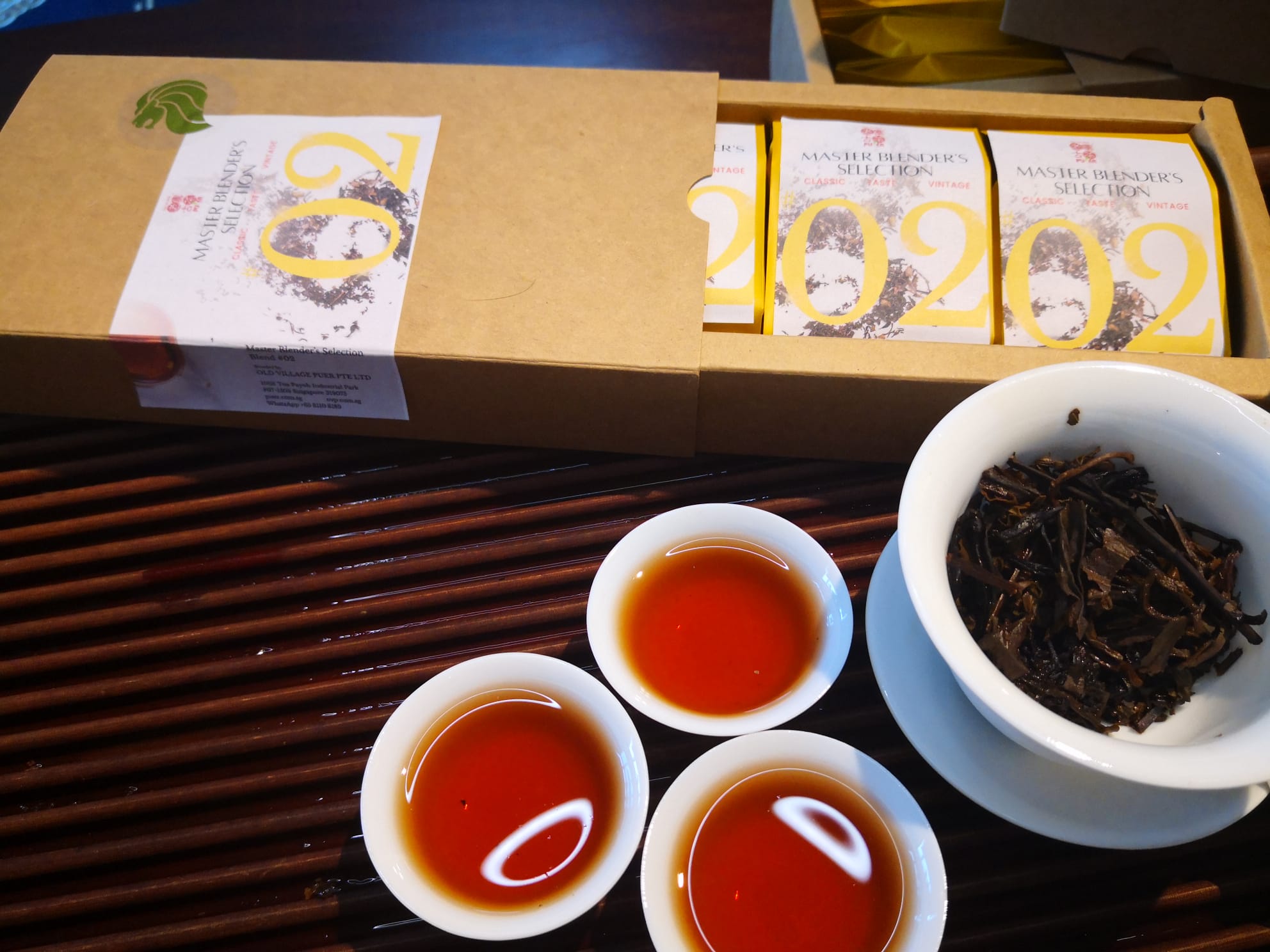Premium 2002 Sheng PuEr Tea - Master Blender's Selection #02 | Aged Raw PuErh | Tea Lover's Collection | Perfect for Gifting, Meditation & Afternoon Tea Break