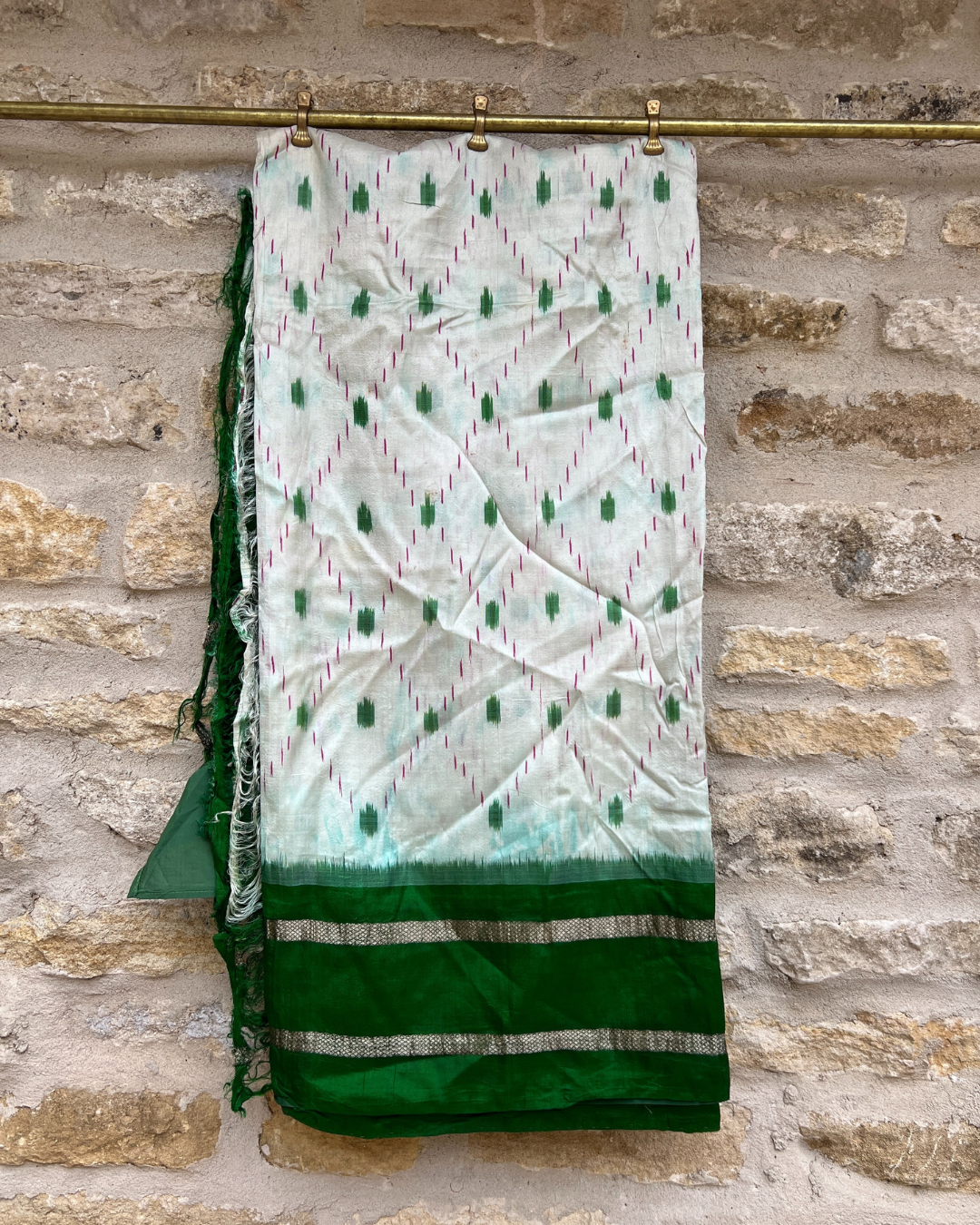 Vintage Silk Sari 100% Pure Handmade Indian Traditional Saree for Women - Perfect for Weddings, Parties & Cultural Events