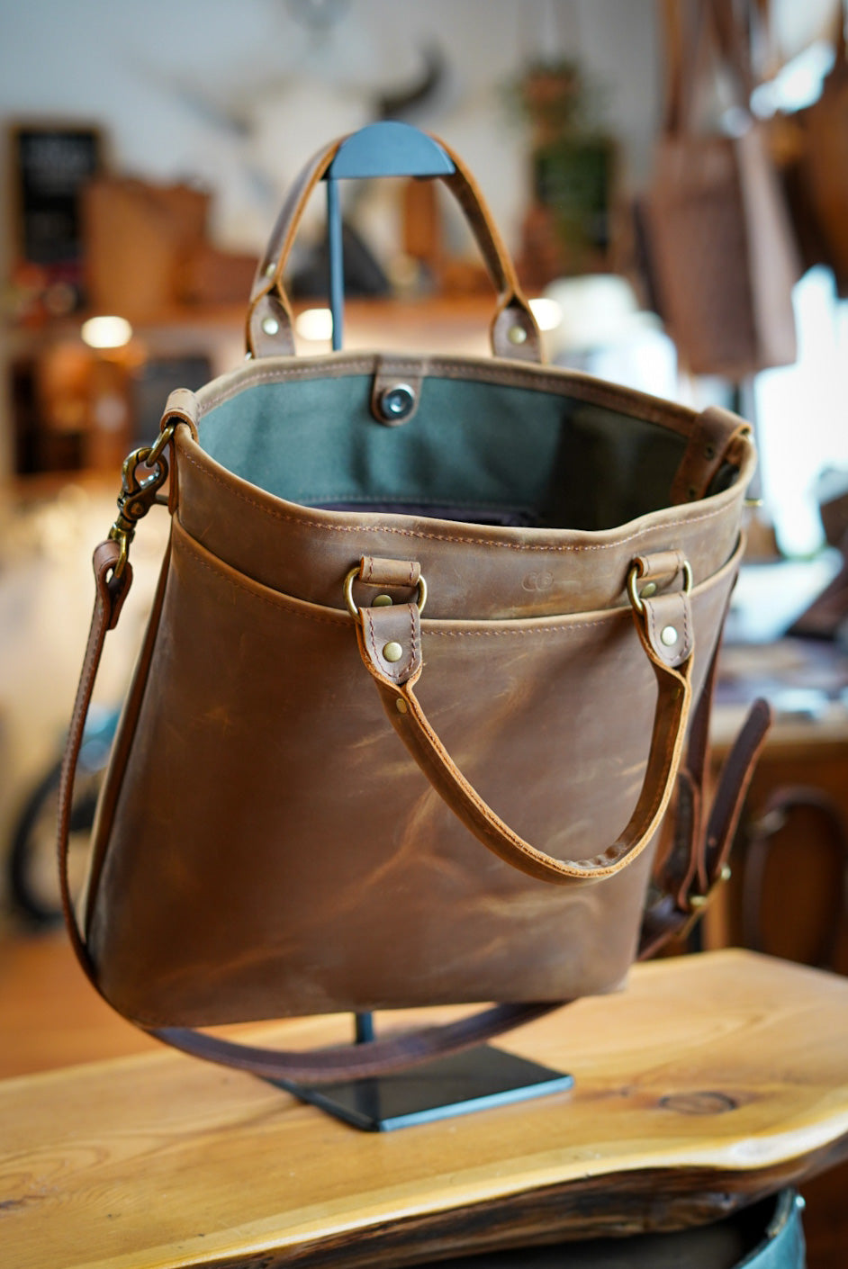 Premium Leather Handbag for Women - Loco Gaucho Brown Crossbody Purse | Fashionable & Durable Everyday Bag for Work, Travel & Shopping
