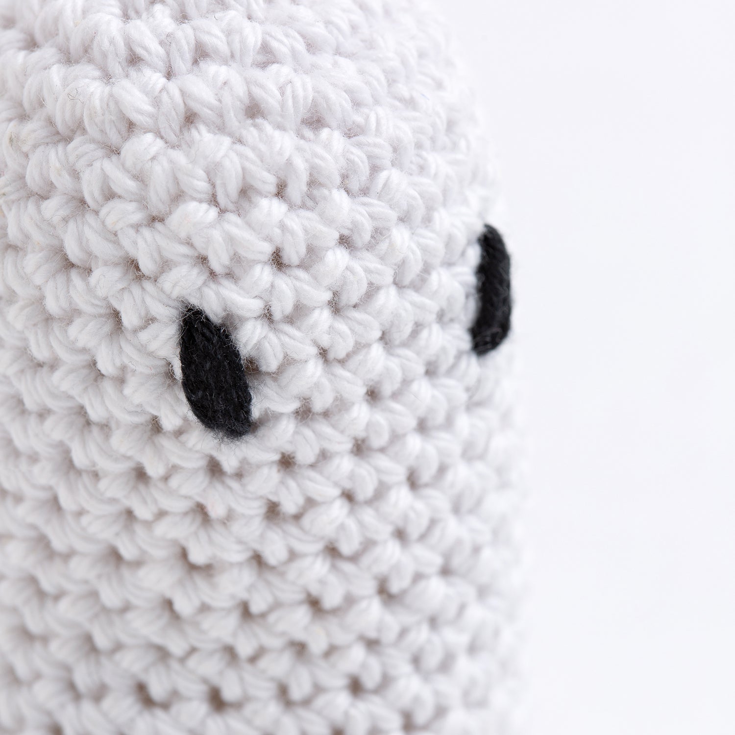 DIY Pocket Ghost Crochet Kit - Complete Beginner-Friendly Halloween Craft Set for Cute Ghost Plushies - Perfect for Home Decor, Party Favors & Gifts