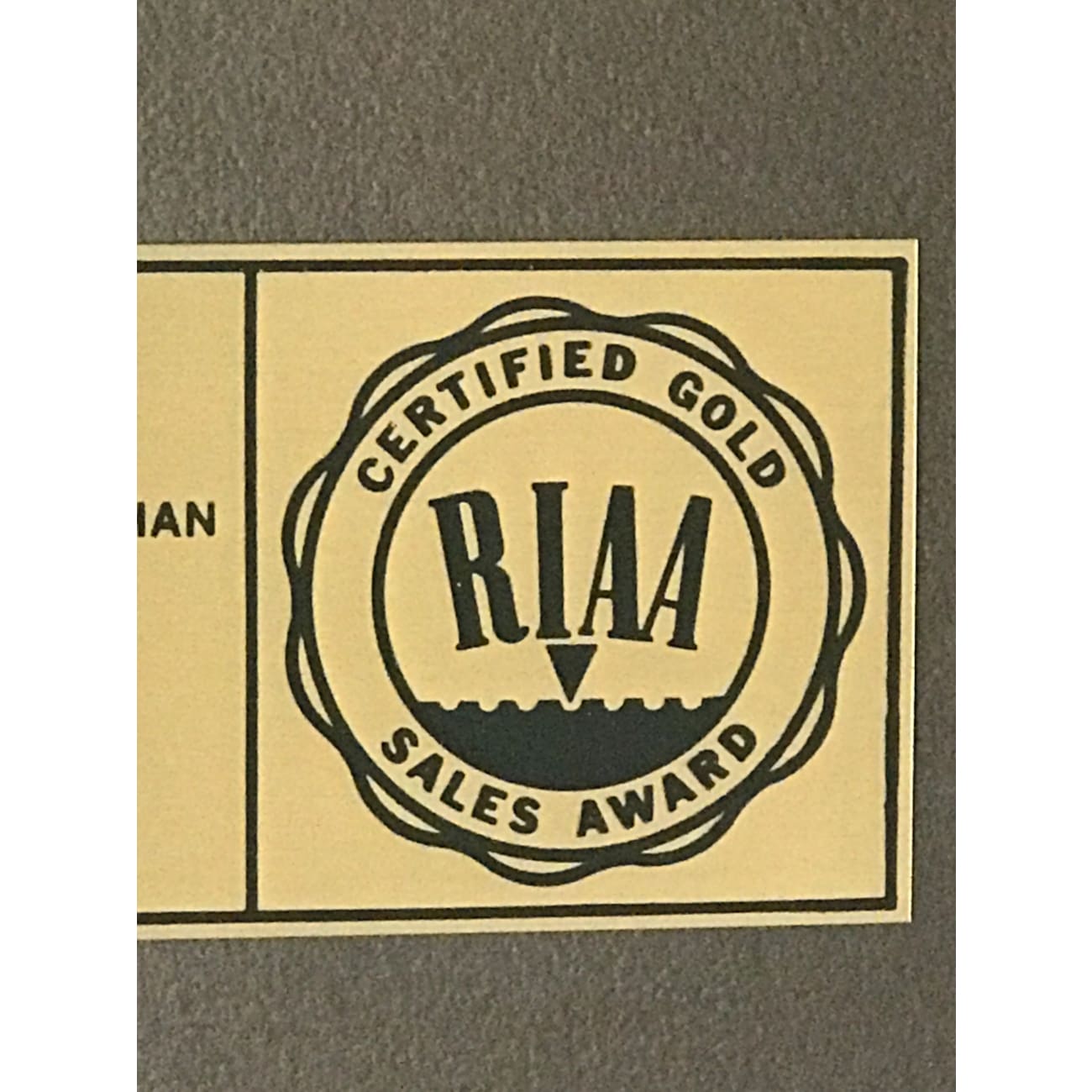 Journey Captured RIAA Gold LP Award - Certified Music Collectible for Fans & Display - Perfect for Home Decor, Music Room, or Gift for Rock Enthusiasts