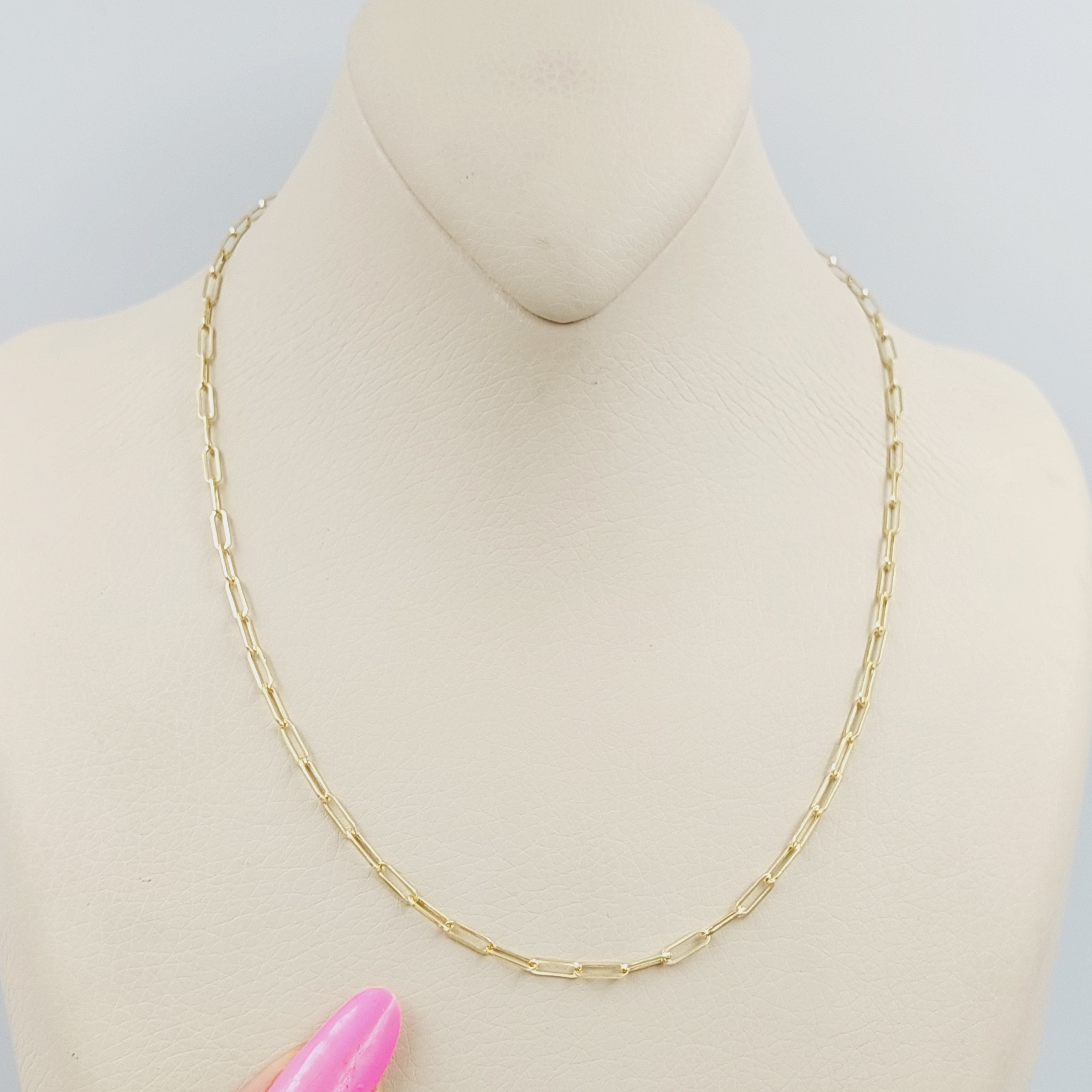 2.5mm Paperclip Chain Necklace 18 Inches - Minimalist Layering Jewelry for Women, Trendy Gold/Silver Chain for Everyday Wear & Gift Giving