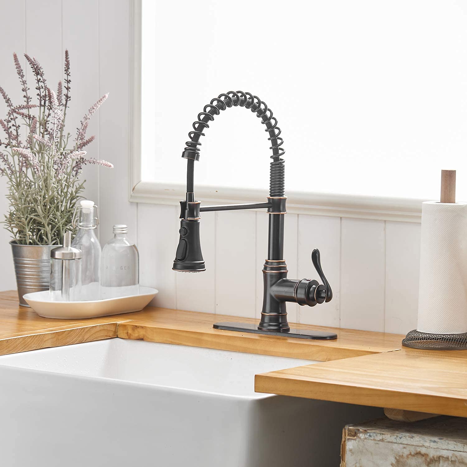 Premium Oil Rubbed Bronze Kitchen Sink Faucet with Pull Down Sprayer - 1 or 3 Hole Installation - Perfect for Modern Kitchens & Busy Home Chefs