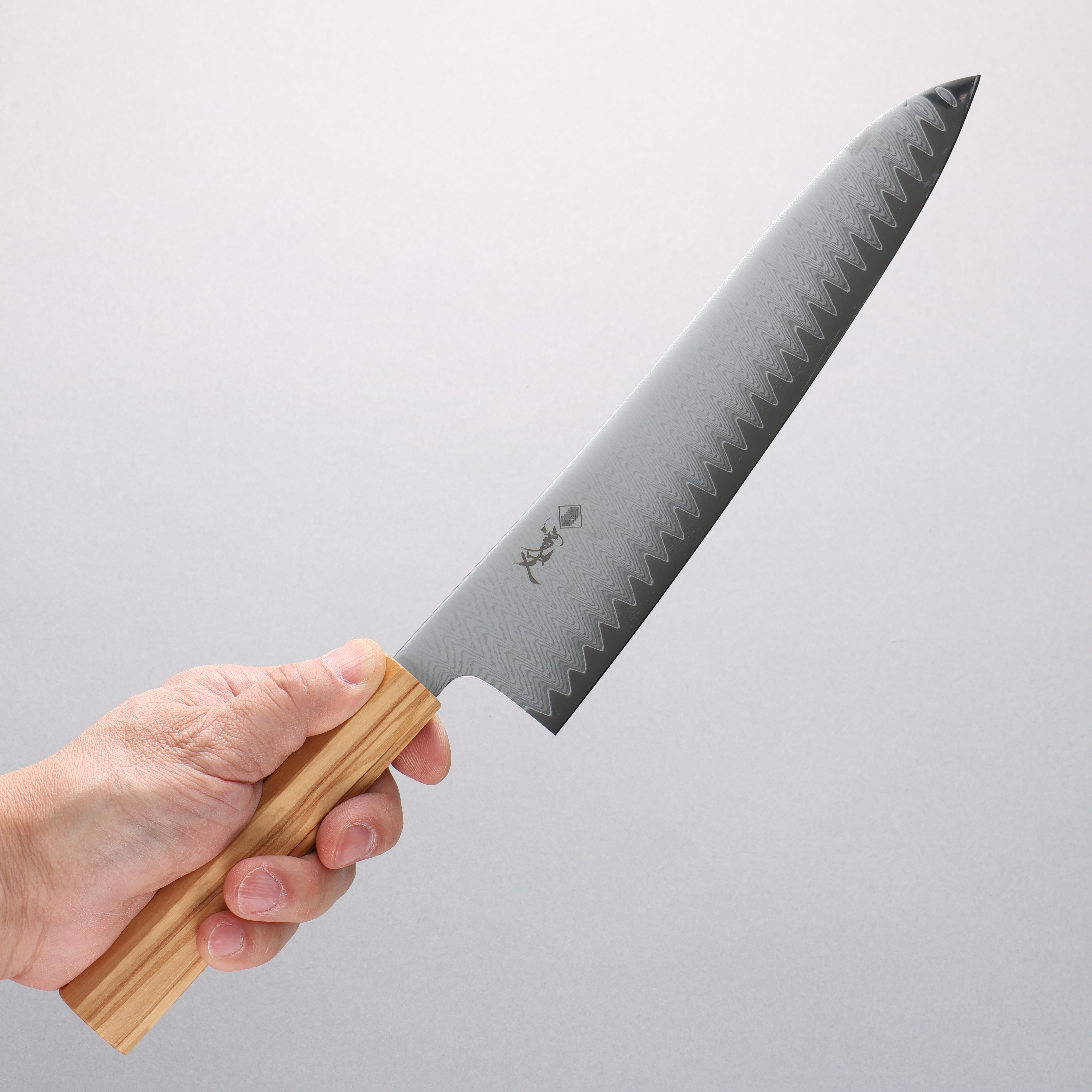Premium VG10 Damascus Gyuto Japanese Chef Knife 240mm - Olive Wood Handle for Professional Cooking, Slicing & Meat Cutting - Perfect for Home Chefs & Culinary Enthusiasts