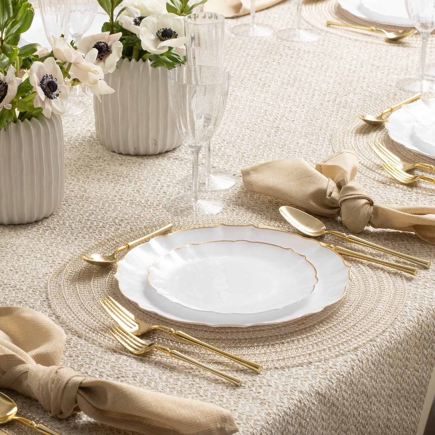32-Piece White and Gold Round Plastic Dinnerware Set - Elegant Disposable Plates, Forks, Knives & Spoons for 16 Guests - Perfect for Weddings, Parties, and Special Events