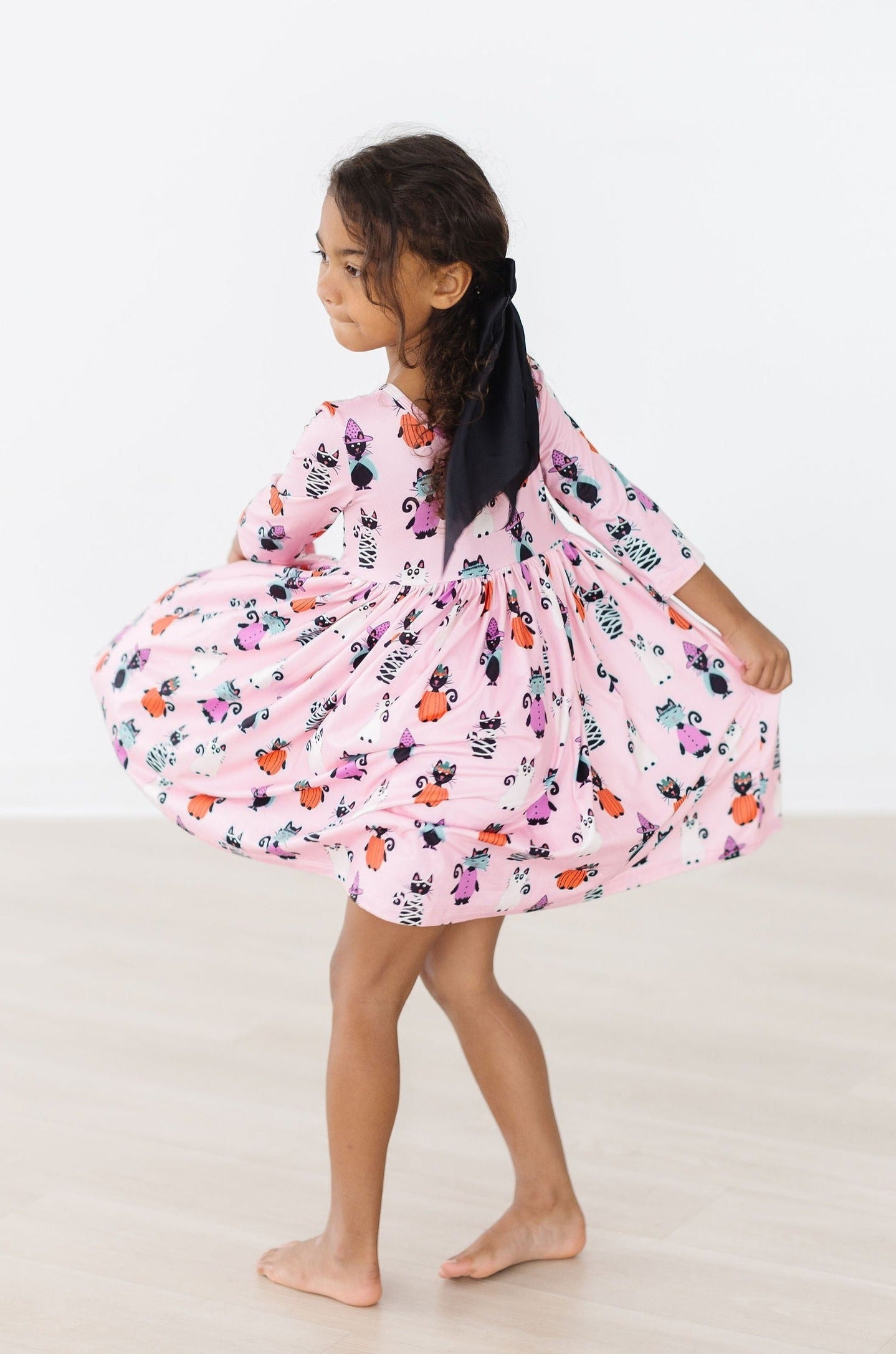 Spooky Cat Print 3/4 Sleeve Twirl Dress with Pockets - Halloween Costume & Party Outfit for Women