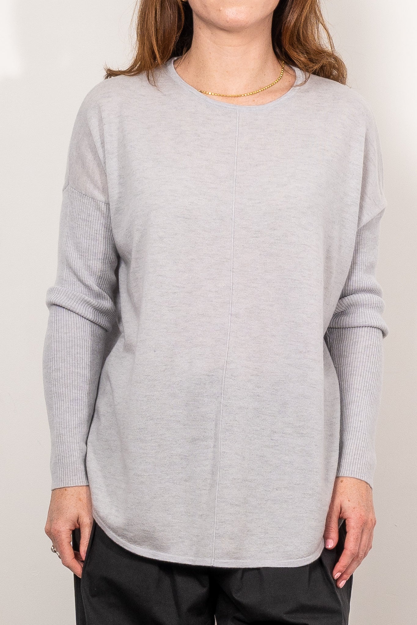 Bridge & Lord Queen Curved Crew Pullover Sweater - Women's Casual Knit Top for Fall & Winter | Perfect for Office, Date Night & Weekend Outings