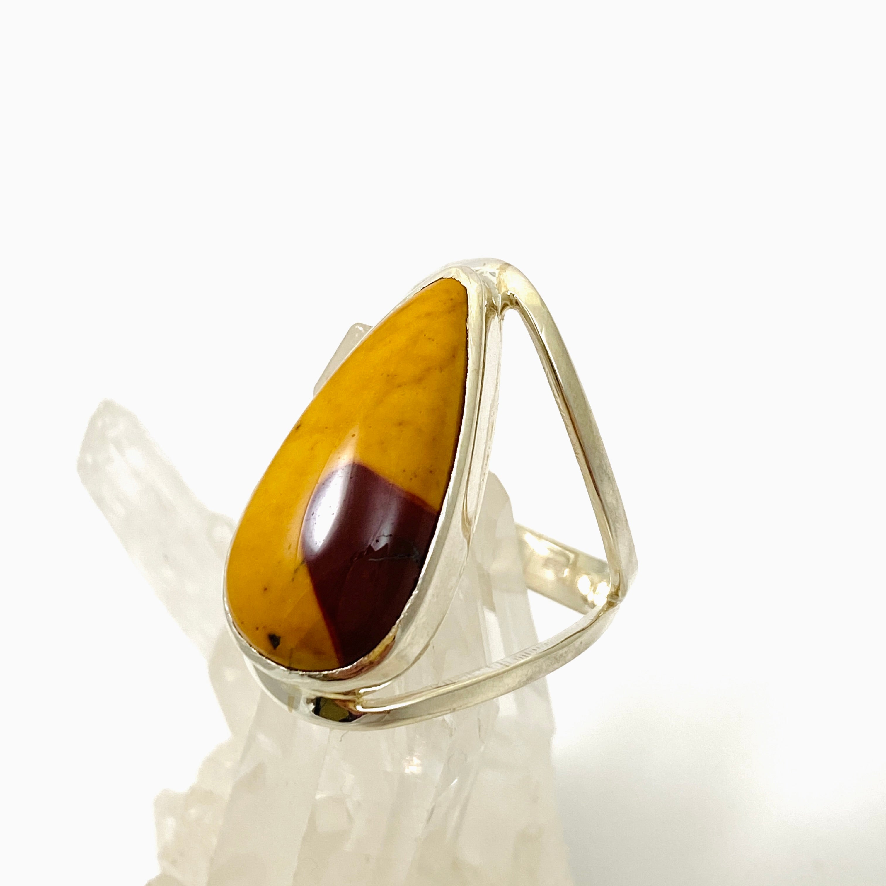 Natural Mookaite Teardrop Cabochon Split Band Ring - Size 10 - KRGJ3388 - Elegant Boho Jewelry for Women, Perfect for Weddings & Special Occasions