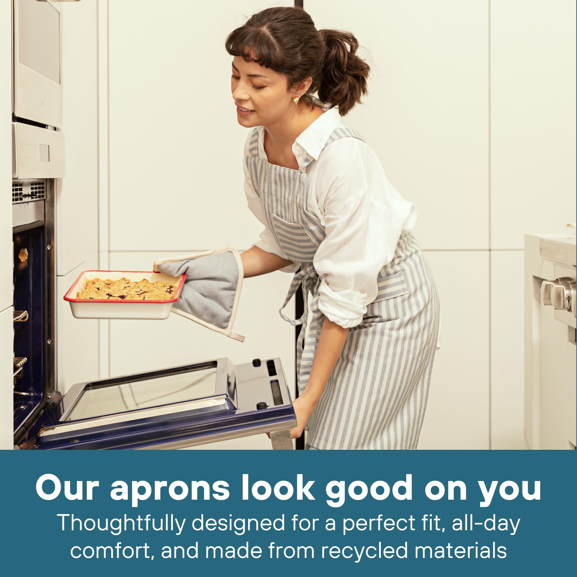 MEEMA Cross Back Apron - Striped Cotton Cooking Apron with 3 Pockets for Women & Men, Unisex Adjustable Baking Apron for Kitchen, BBQ, Grilling & Serving - One Size Fits All - Pack of 1