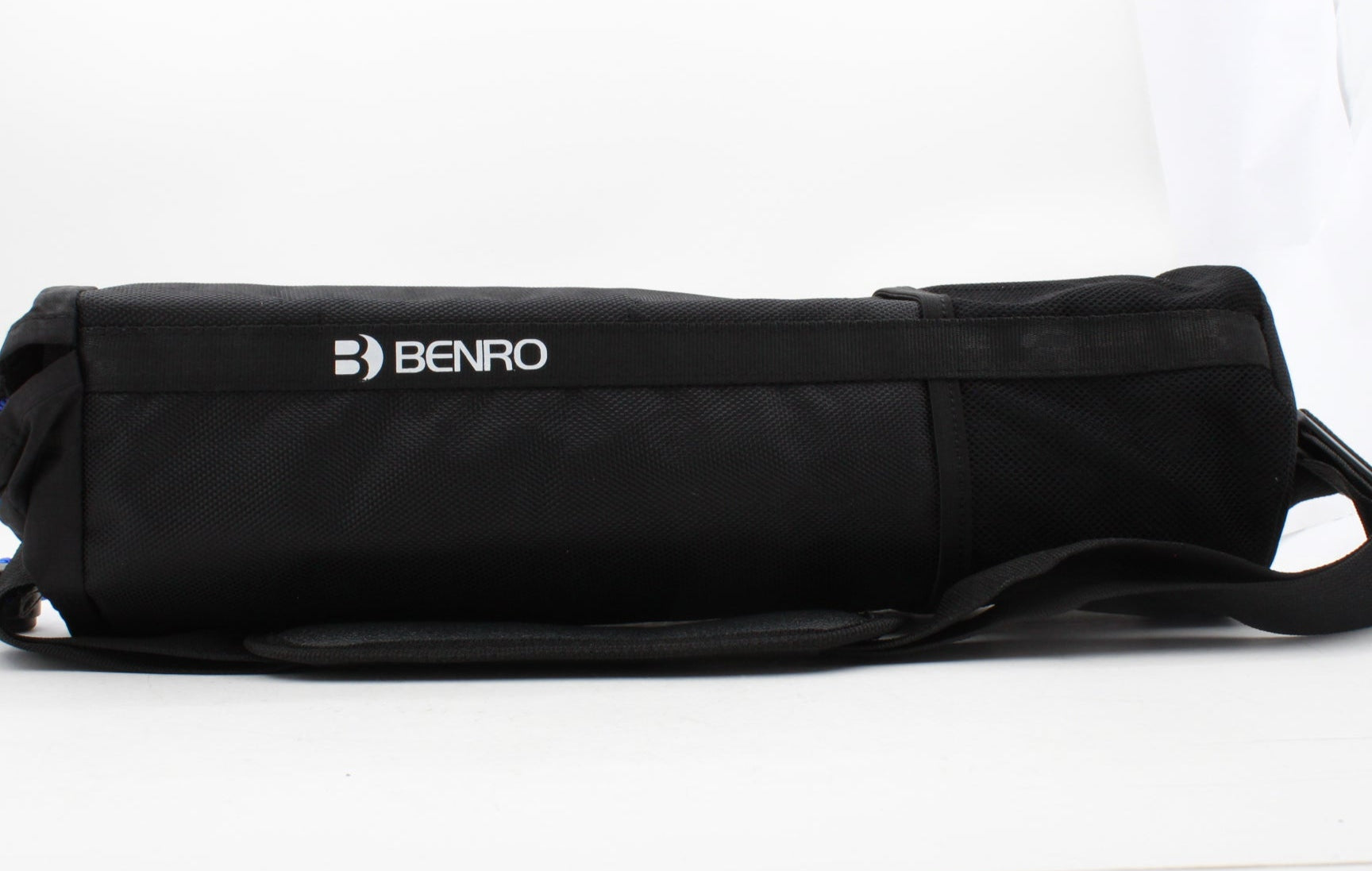 Benro Bat One Series Aluminum Travel Tripod with VX20 Ball Head (65.2