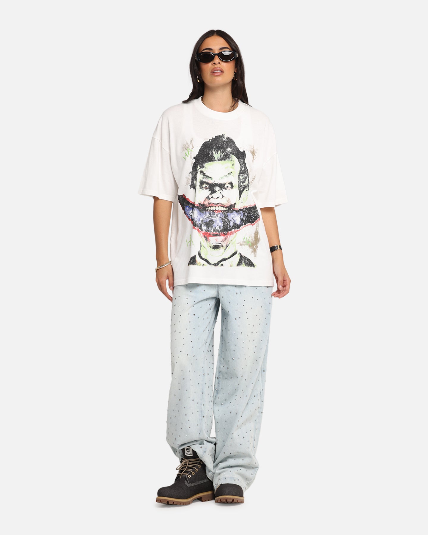 73 Studio X DC Batman Joker Arkham Asylum Vintage Graphic T-Shirt - Off White - Retro Superhero Tee for Men & Women - Perfect for Cosplay, Comic Con & Casual Wear