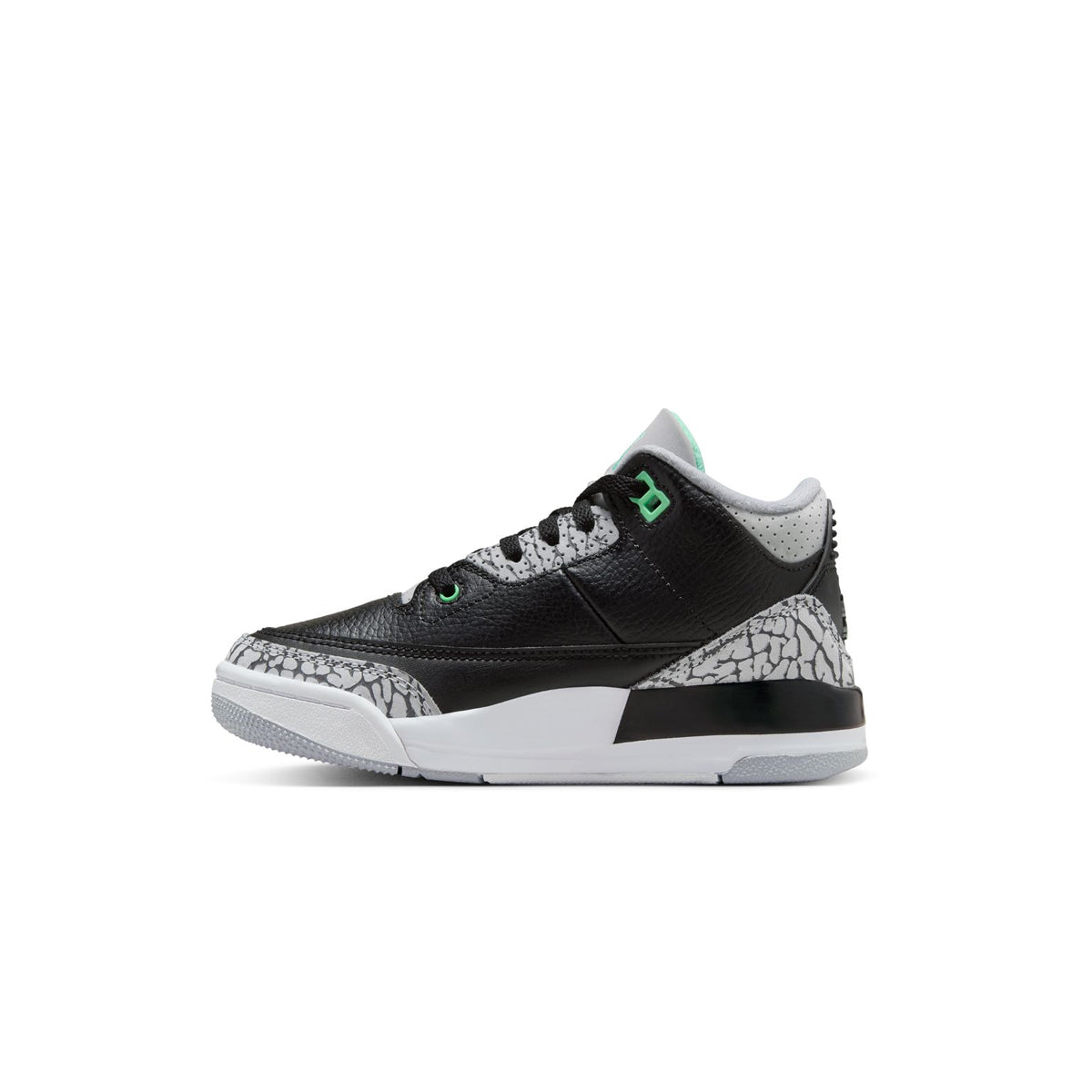 Kids Air Jordan 3 Retro 'Green Glow' Basketball Shoes - Boys' Sneakers for Sports, School & Casual Wear