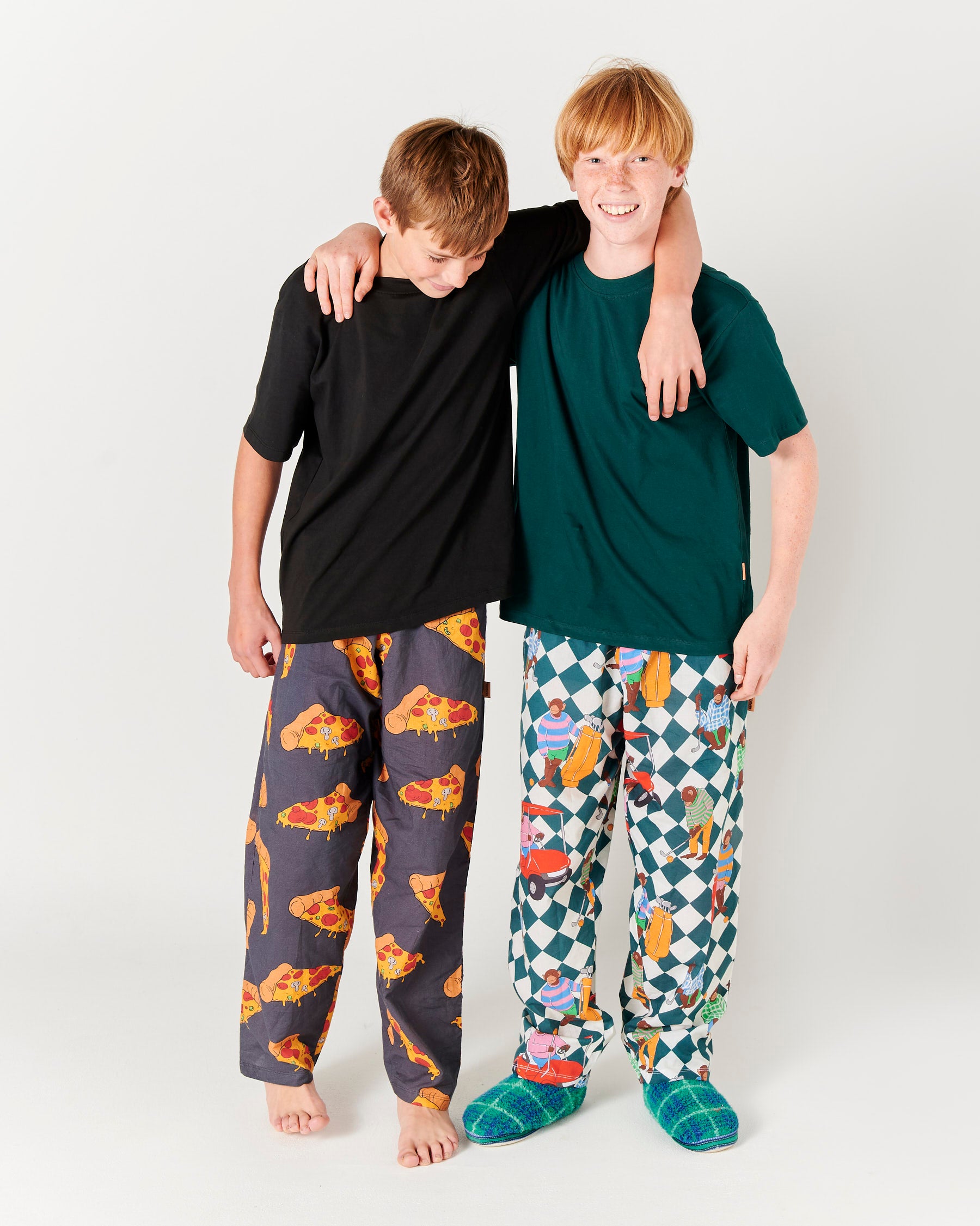 Hole In One Teen Organic Cotton Tee & Pant Pajama Set - Soft & Comfortable Sleepwear for Boys & Girls - Perfect for Bedtime, Lounging & Sleepovers