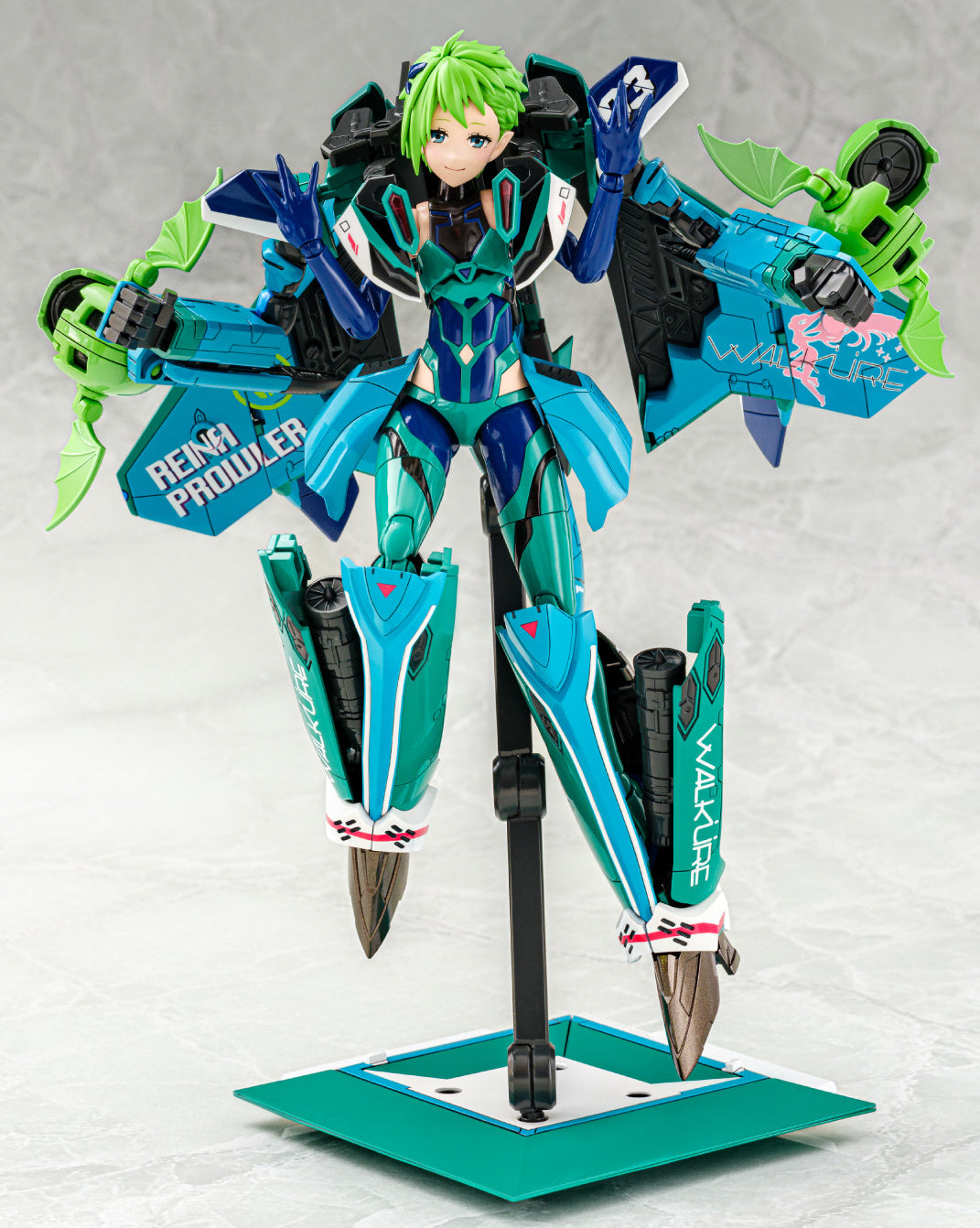Aoshima Macross Delta VFG Variable Fighter Girls VF-31A Kairos Reina Prowler 1/72 Scale Model Kit - Anime Collectible for Display & Gundam Fans