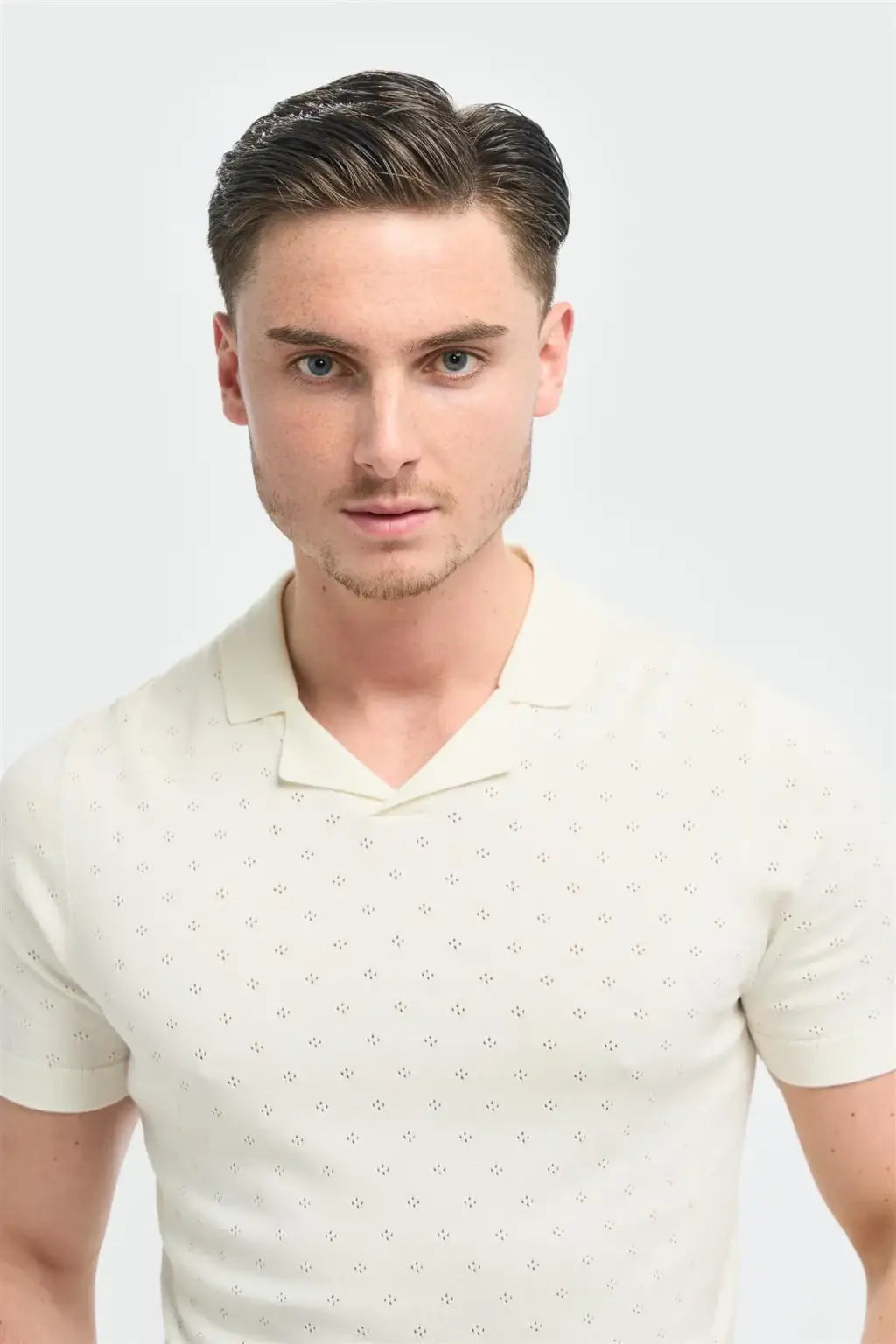 Cavani Men's Alfan Cuban Collar Knitted Polo Shirt - Breathable Summer Casual Shirt for Beach, Party & Office Wear