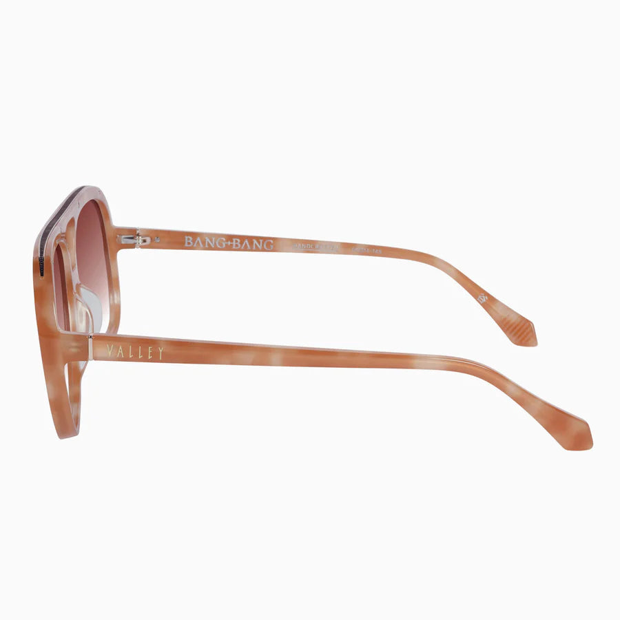 Pastel Tortoise Shell Sunglasses with Gold Metal Frame & Dark Orange Gradient Lenses - Stylish UV Protection for Beach, Driving & Outdoor Activities