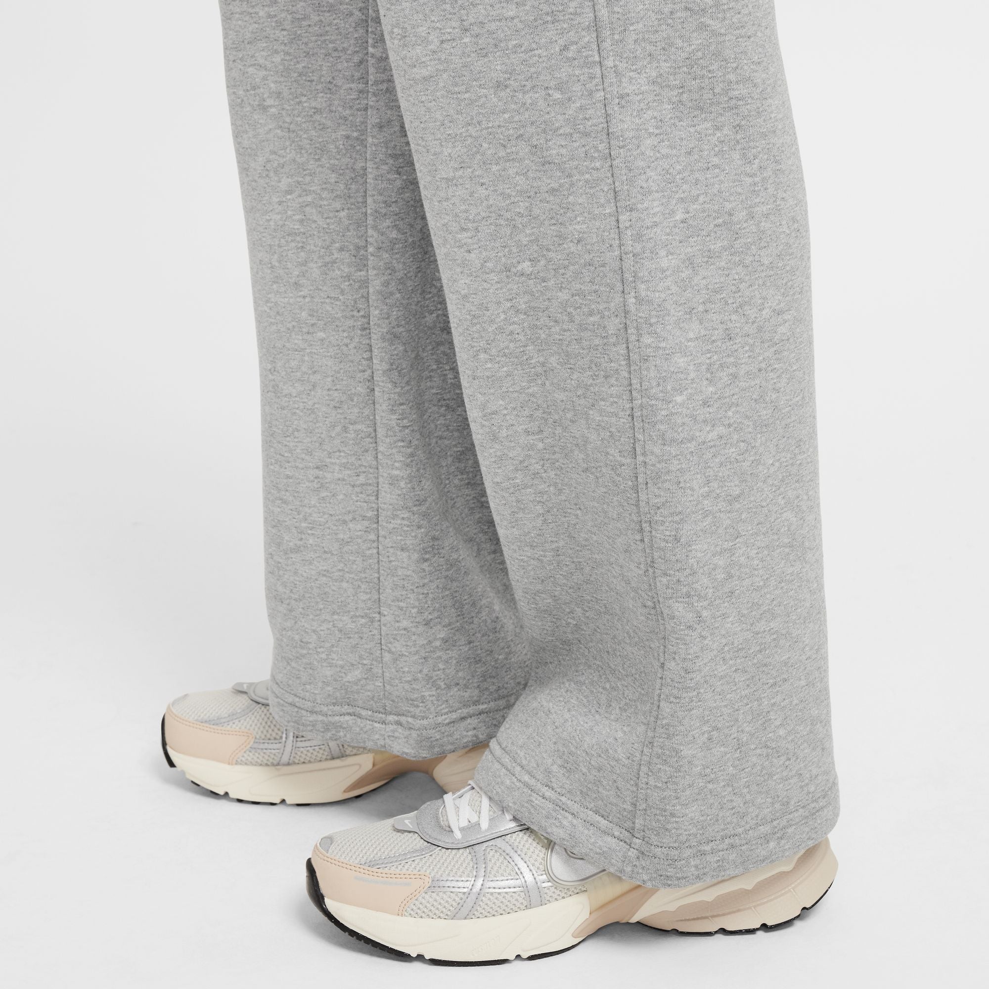 Nike Youth Club Fleece Wide Leg Pants for Girls - Soft & Comfortable Joggers for School, Sports & Casual Wear