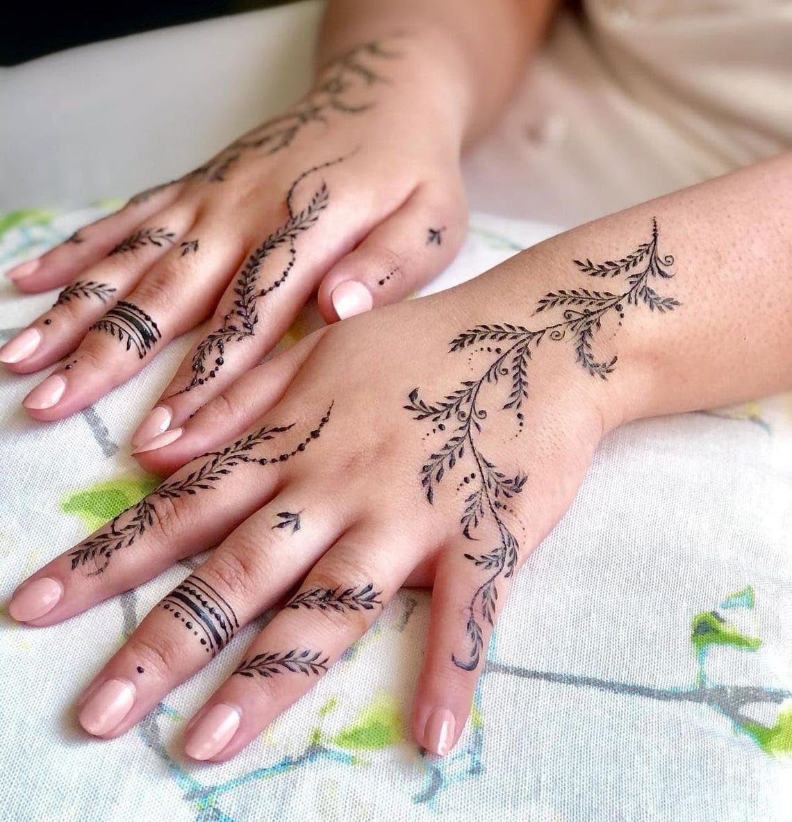 Organic Jagua Cones for Dark Temporary Tattoos - 100% Natural Jagua Gel & Ink - Fresh Made-to-Order Body Art - Perfect for Festivals, Weddings & Henna Alternatives