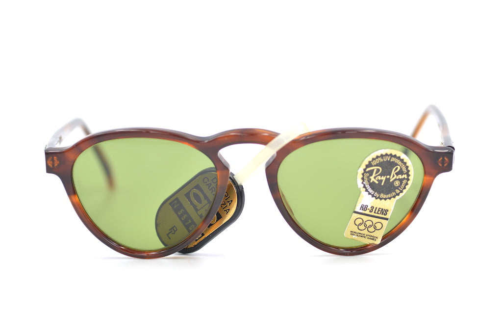 RayBan Gatsby Style 7 W1529 Sunglasses - Classic Aviator Frame with UV Protection - Perfect for Driving, Outdoor Activities & Fashion Accessories