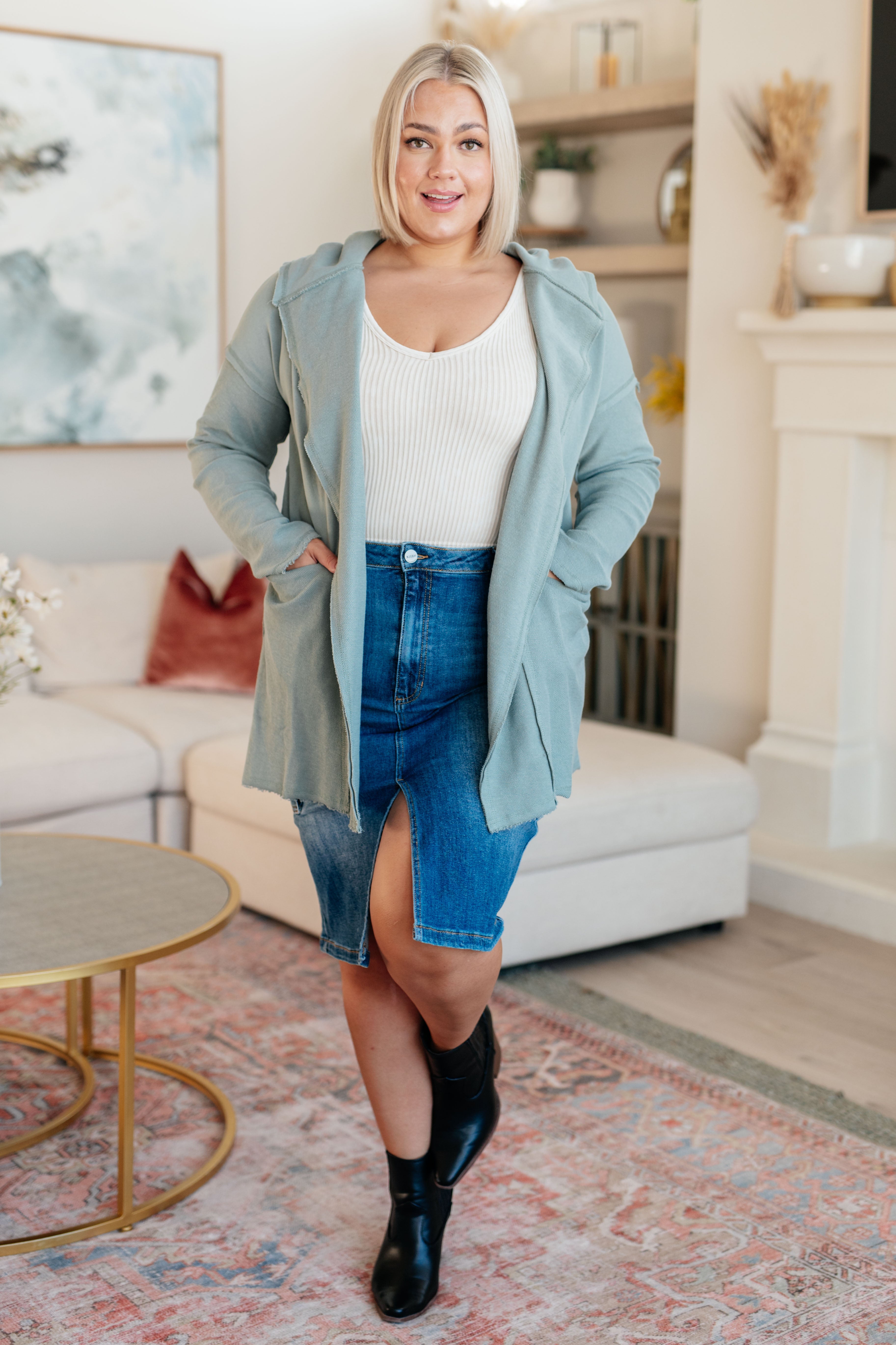 Always Be There Cargo Denim Skirt for Women - High Waist Stretch Denim Skirt with Pockets | Perfect for Casual Outfits, Streetwear & Travel