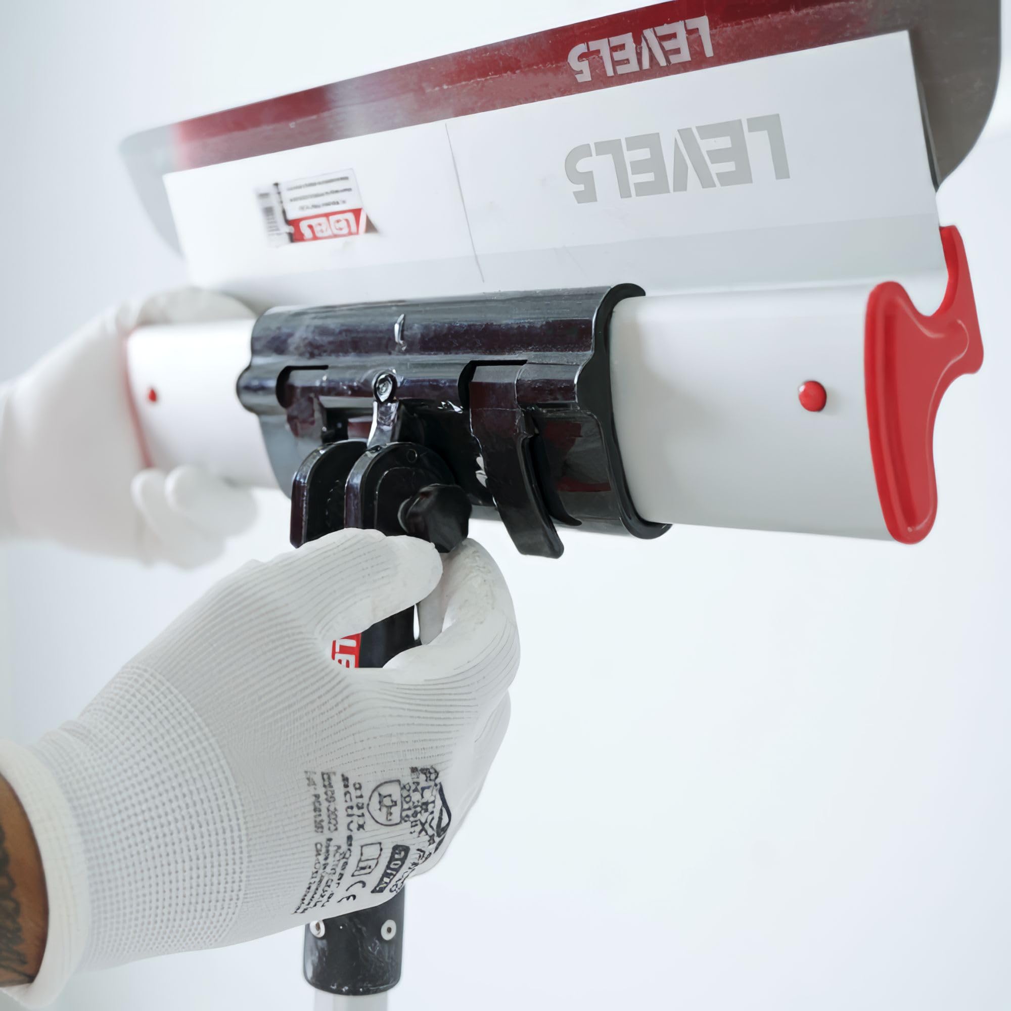 LEVEL5 32-Inch Skimming Blade - Professional Drywall Taping Knife with Extruded Aluminum & Stainless Steel Construction - High-Impact End Caps - Perfect for Sheetrock, Gyprock, Plasterboard Smoothing - Ideal for Home Renovation & Professional Construction Projects