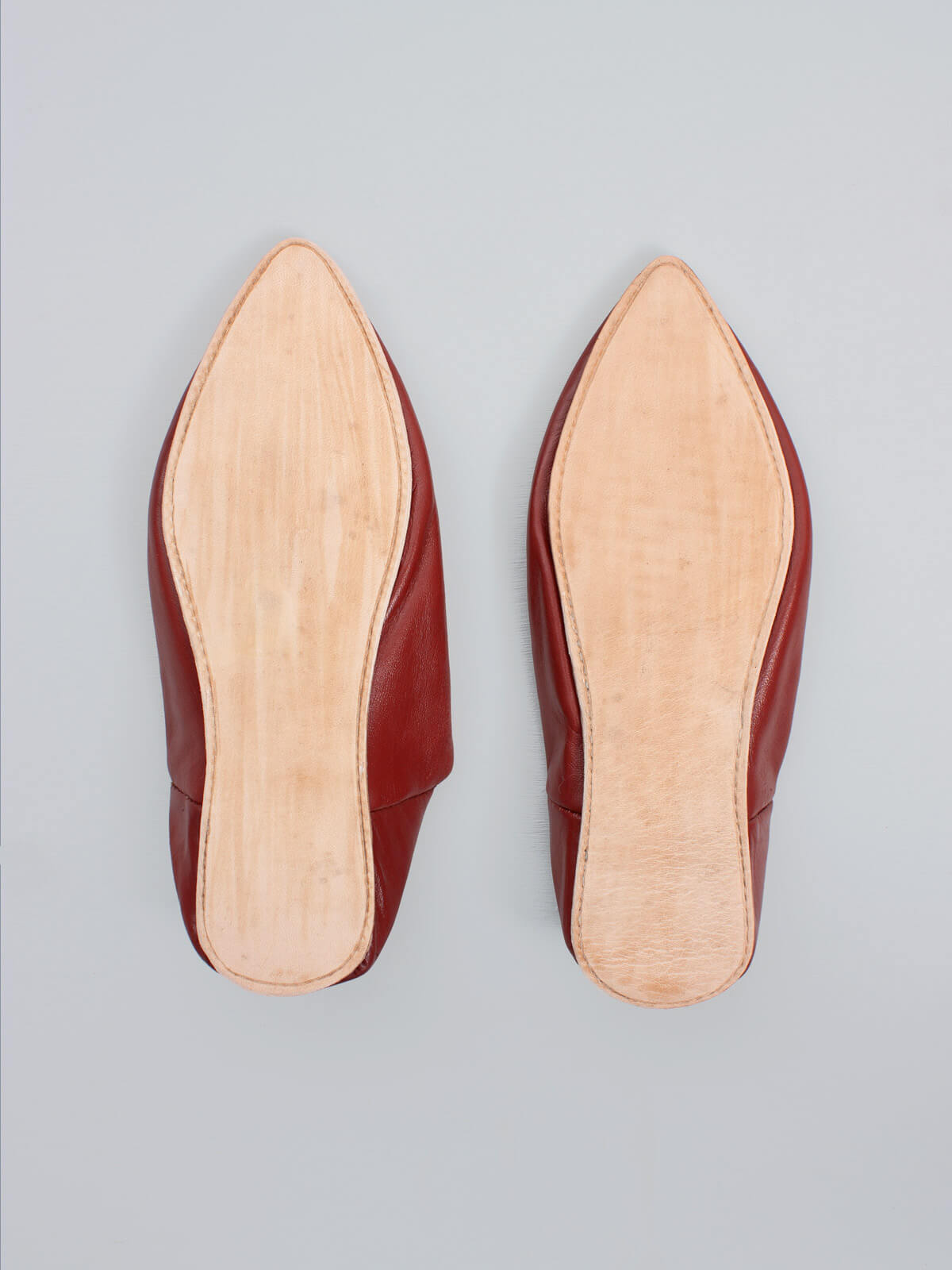 Authentic Moroccan Men's Pointed Babouche Slippers - Comfortable Leather House Shoes in Brick Red | Perfect for Home, Lounge & Cultural Events