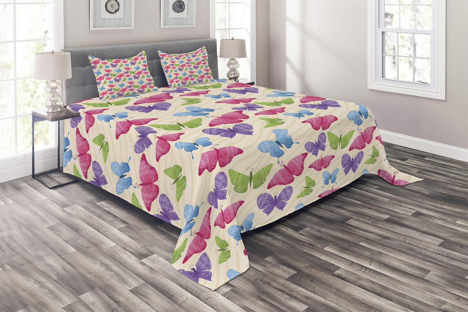 Ambesonne Modern 3-Piece Quilted Bedspread Set with 2 Pillow Shams - King Size Colorful Butterfly & Moth Design in Vibrant Tones for Girls Room Decor | Perfect for Bedroom Makeover, Guest Room Styling & Boho Chic Home Decor